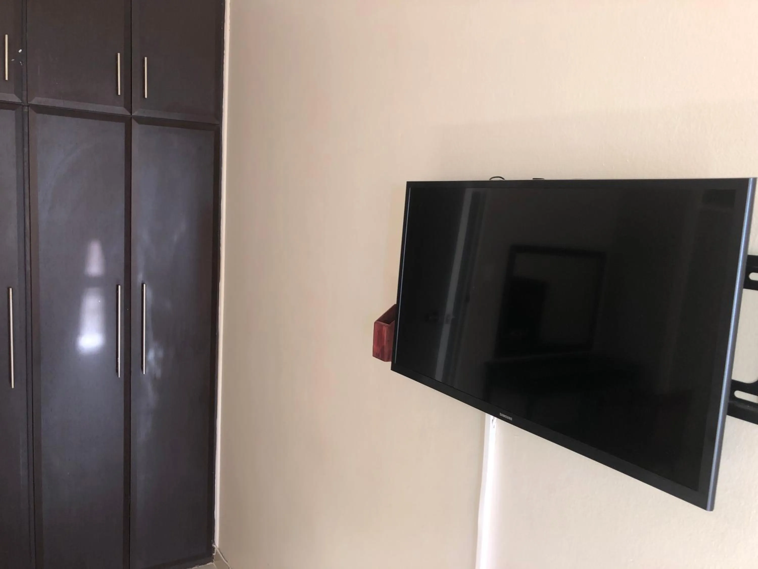 TV and multimedia in Coastlands Durban Self Catering Holiday Apartments