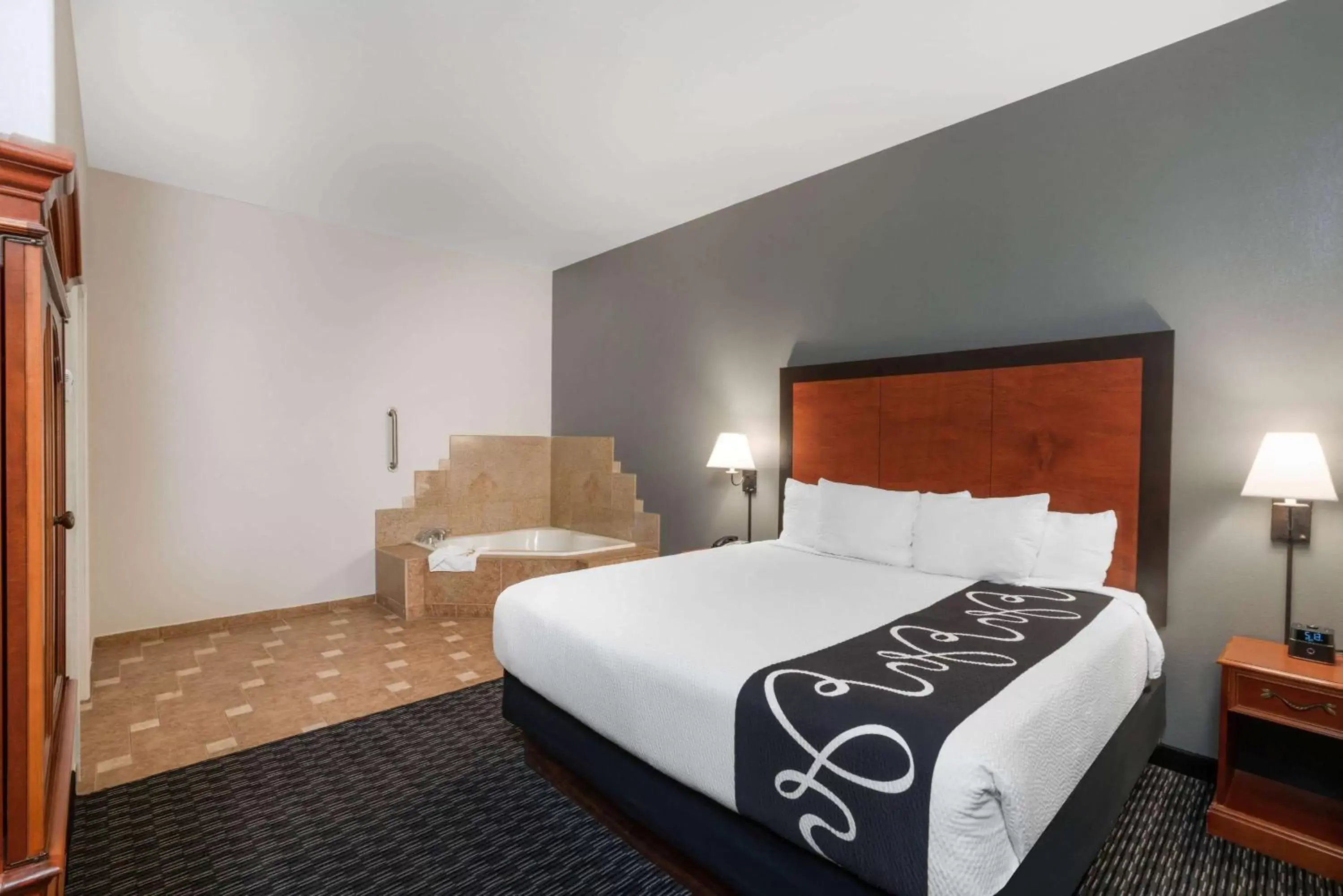 Bed in La Quinta by Wyndham Rifle