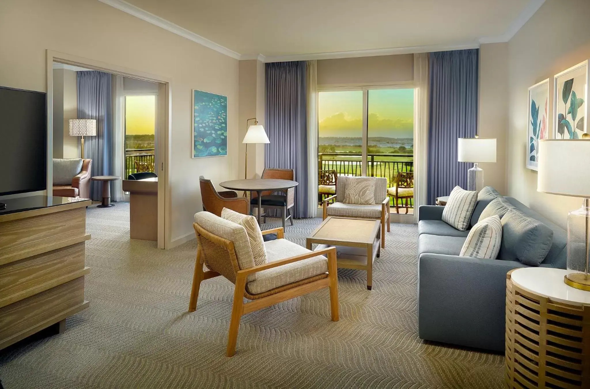 Photo of the whole room, Seating Area in Omni Orlando Resort at Championsgate