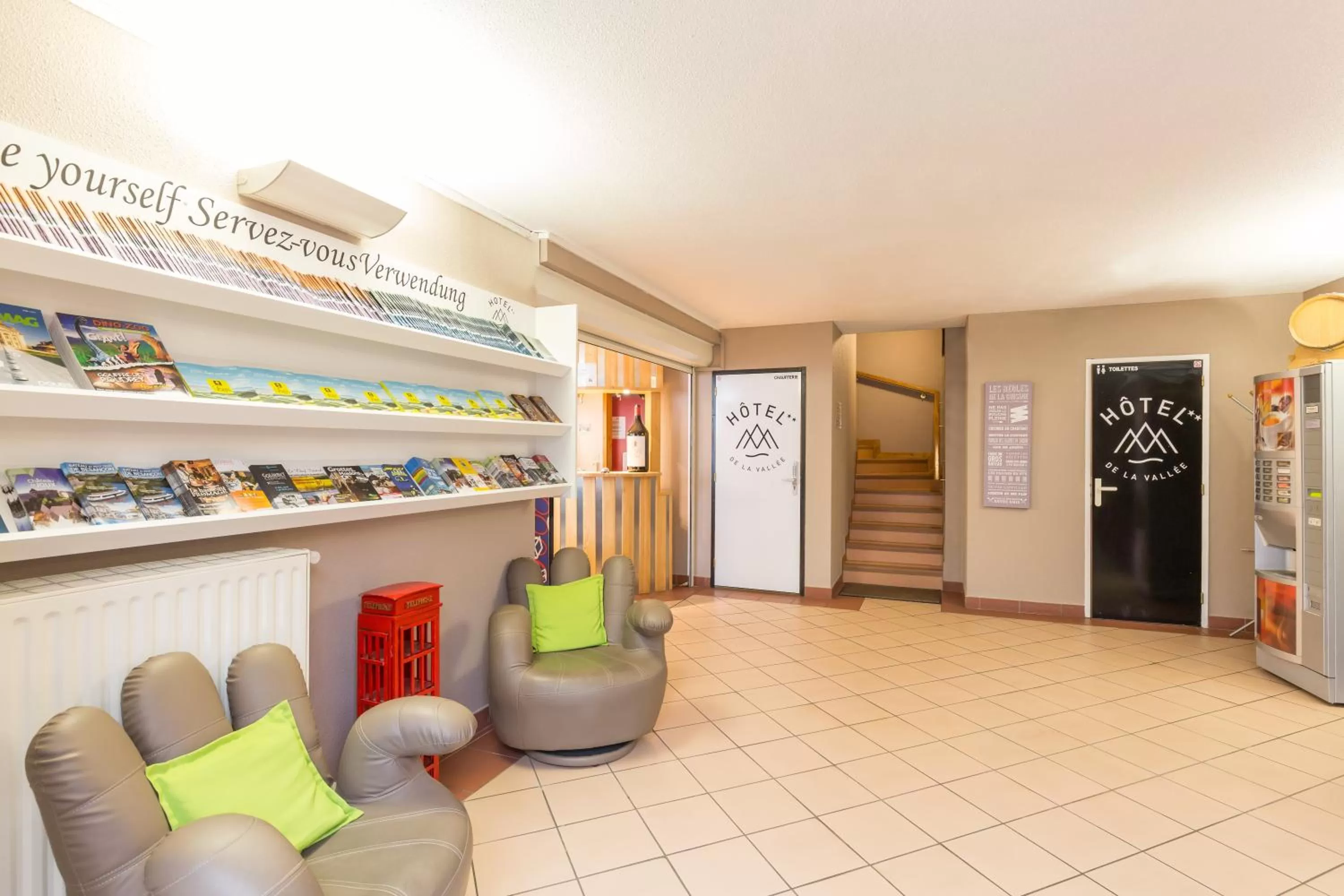 Lobby or reception in Hôtel de La Vallée