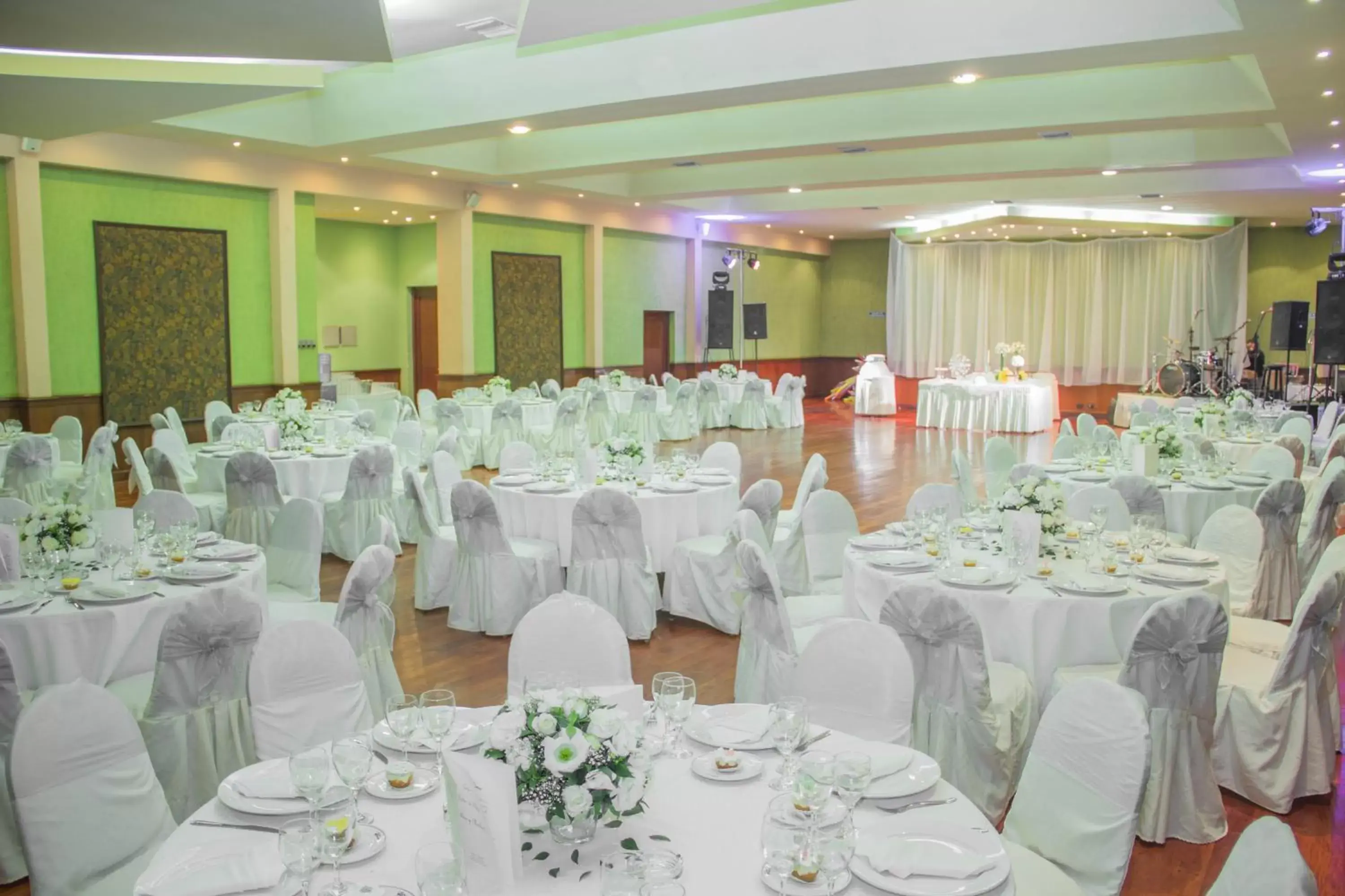 Banquet/Function facilities, Banquet Facilities in Hotel Los Parrales