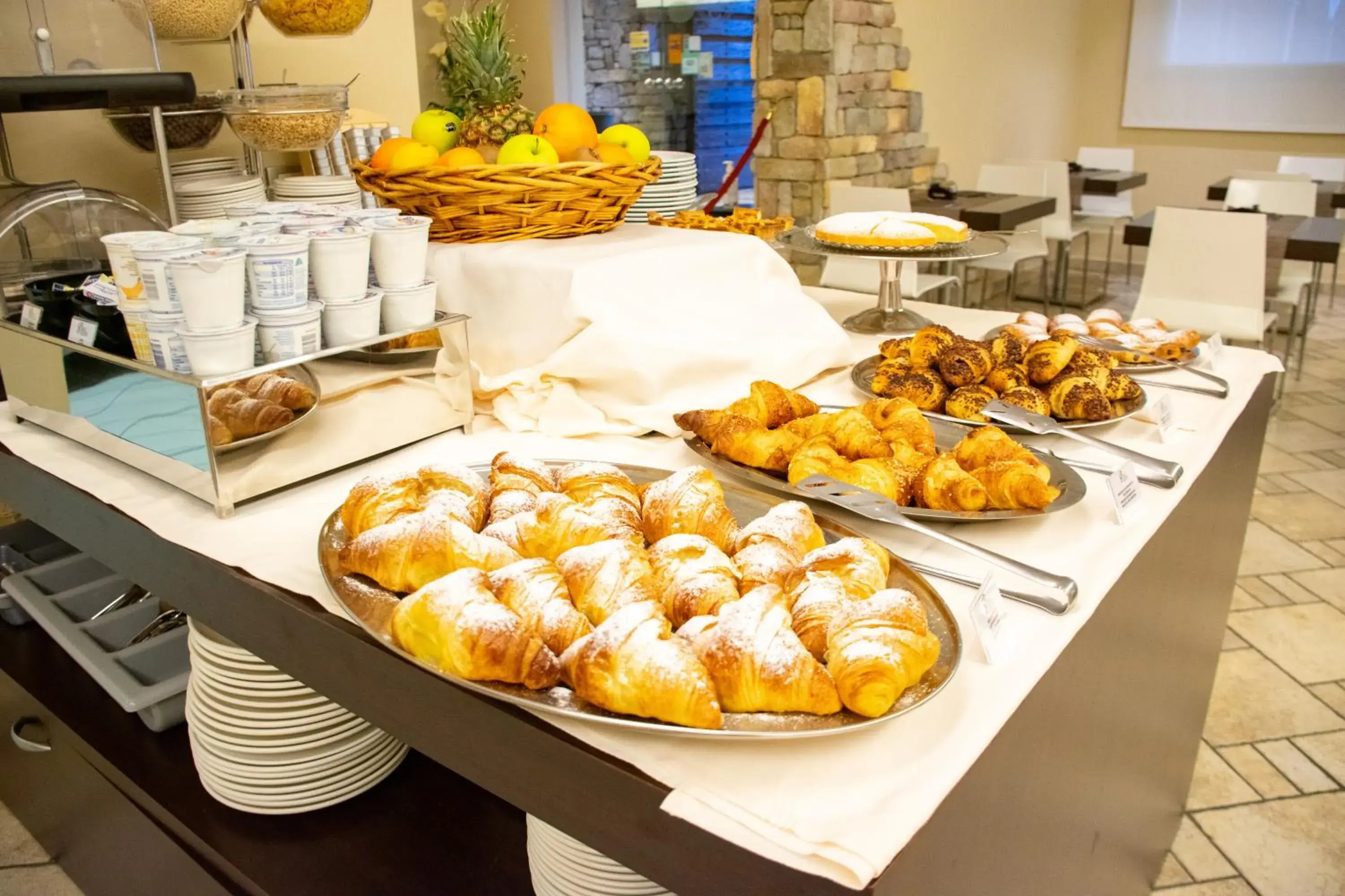 Breakfast, Food in AHG Donna Silvia Hotel Wellness & SPA