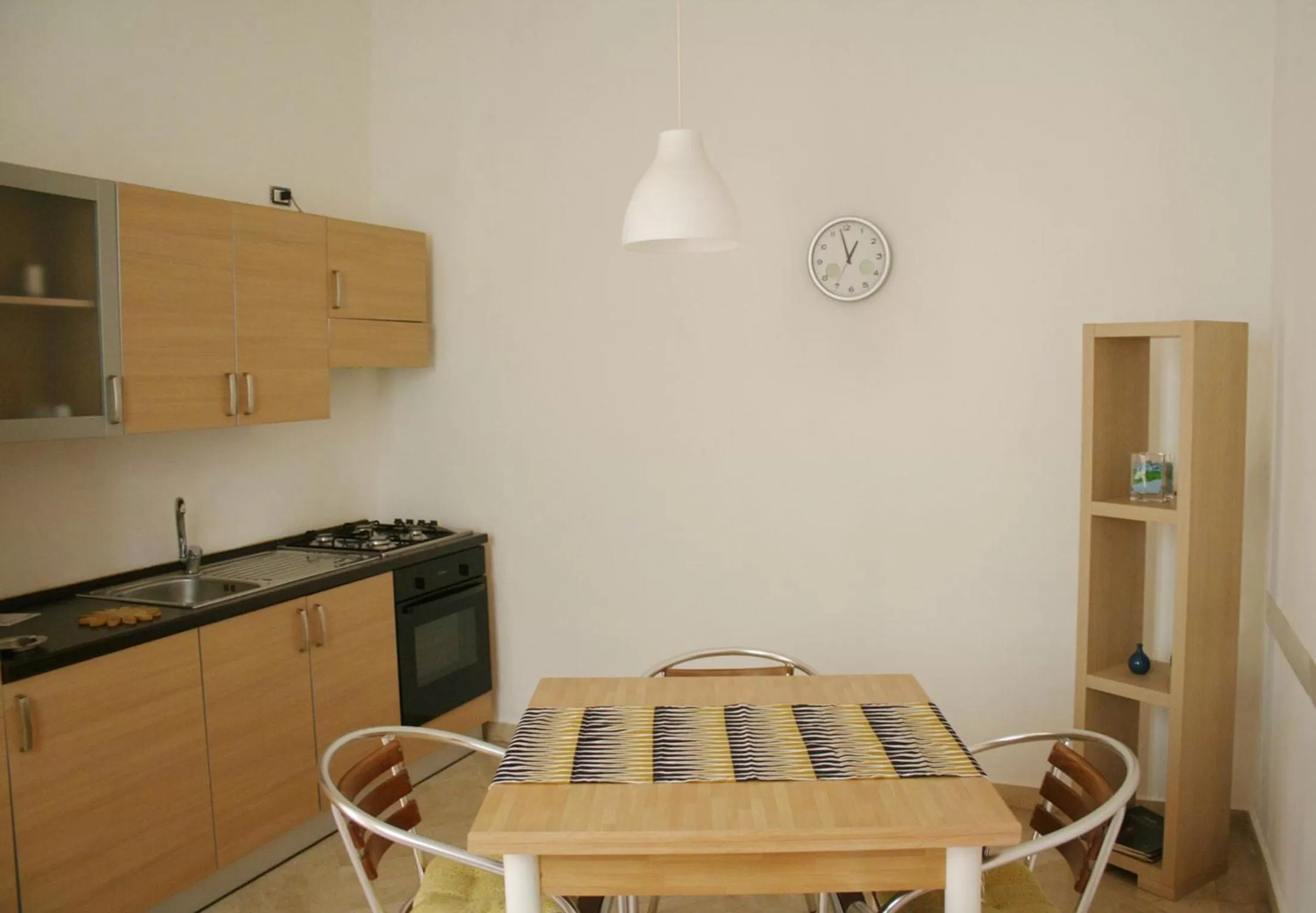 Kitchen or kitchenette in Visa Residence