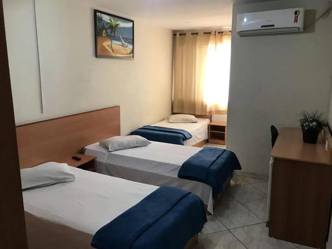 Standard Triple Room - single occupancy in San Francisco Plazza Hotel Standard Triple Room - single occupancy in San Francisco Plazza Hotel