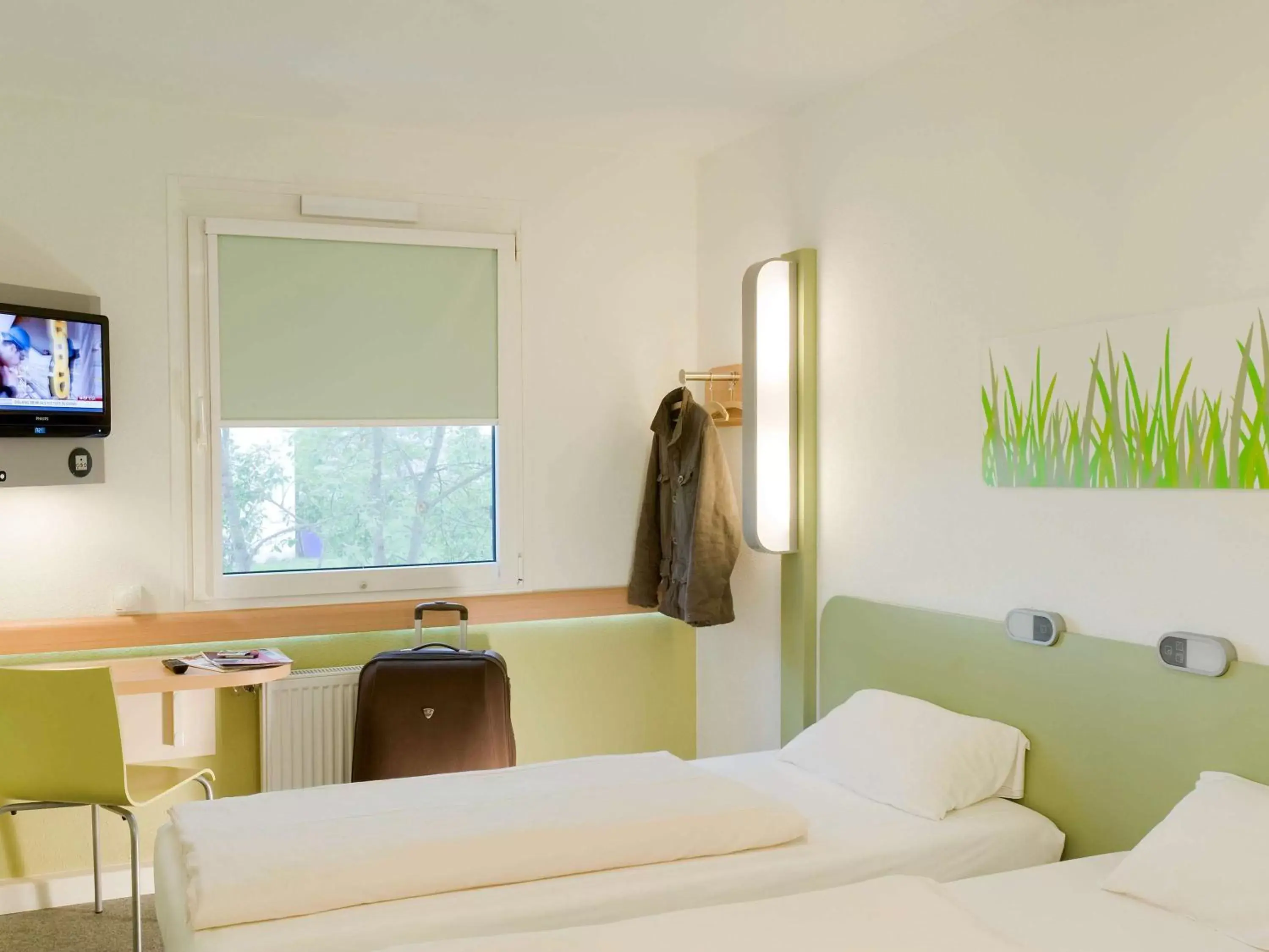 Photo of the whole room in ibis budget Noyon