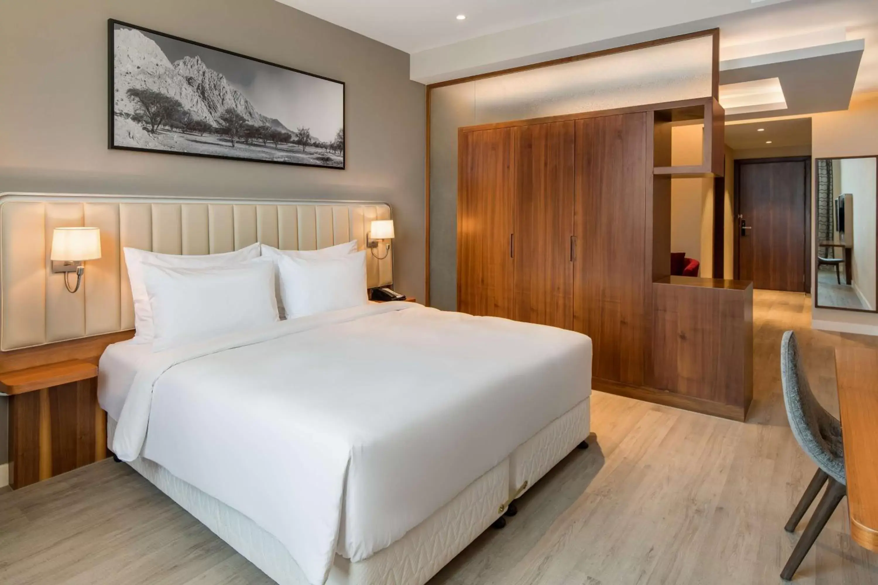 Bedroom, Bed in Radisson Resort Ras Al Khaimah Marjan Island