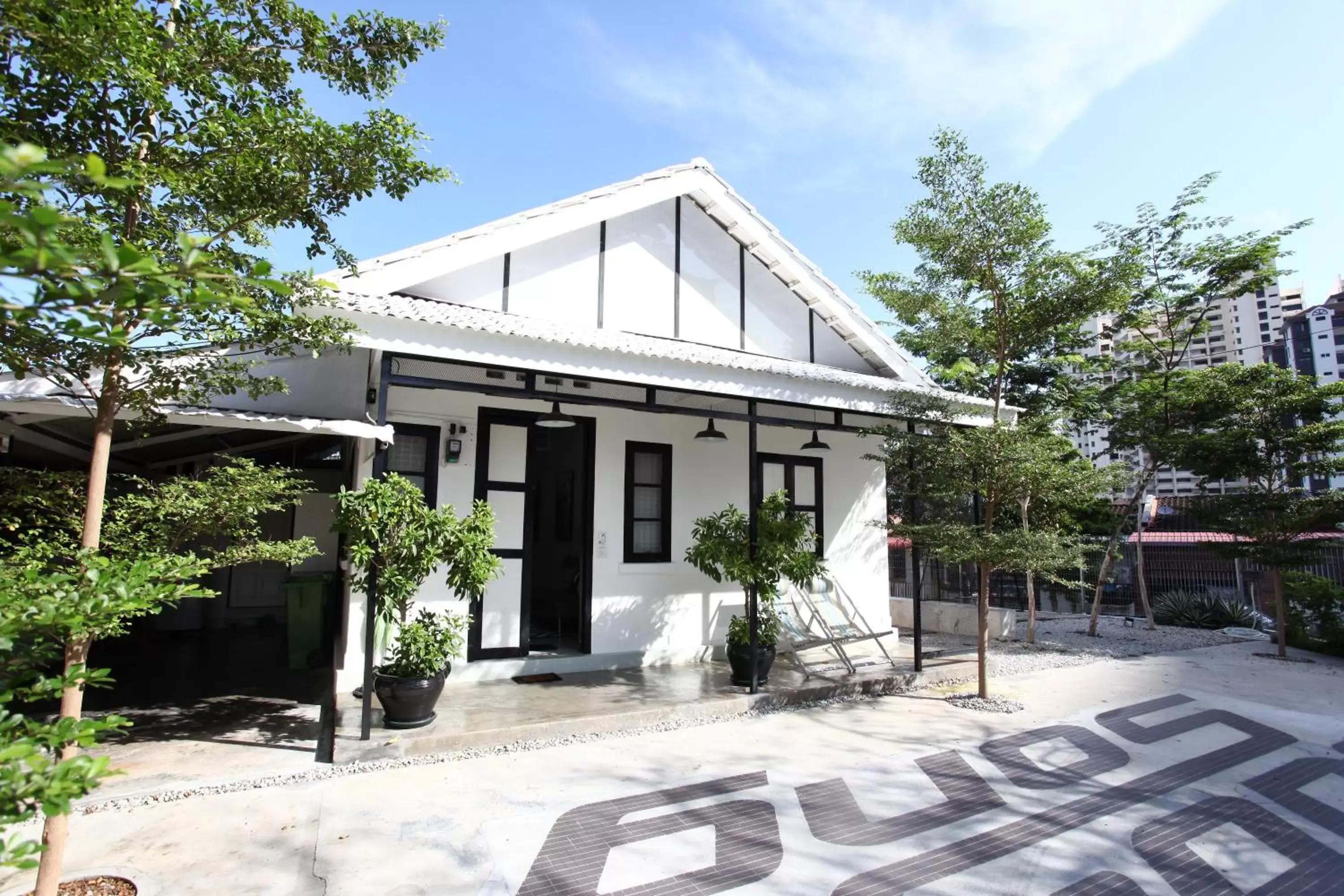 Property building, Patio/Outdoor Area in Stay SongSong Mount Erskine