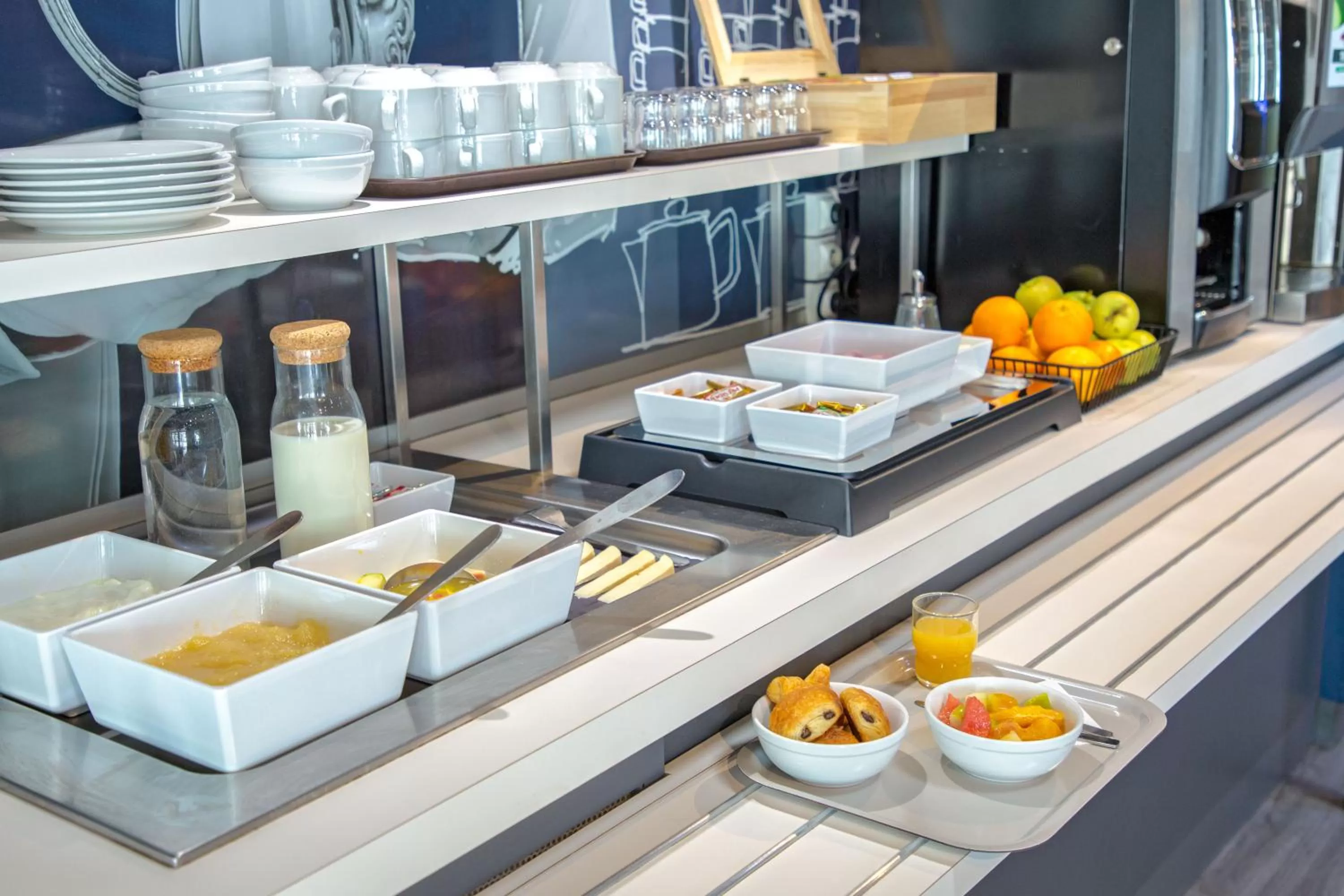 Breakfast in ibis budget Aubagne Paluds Agora