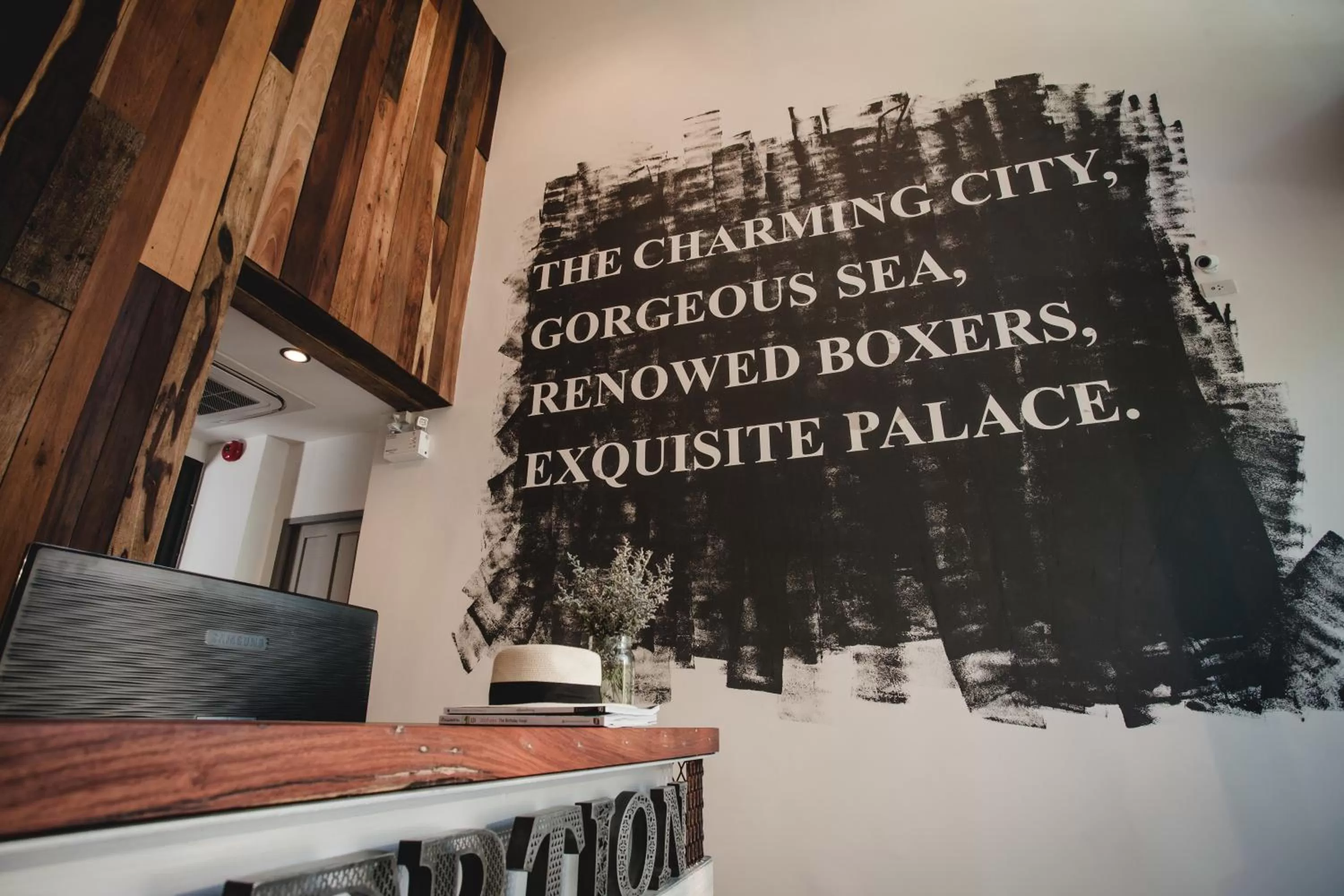 Decorative detail in Stone Head Hua Hin