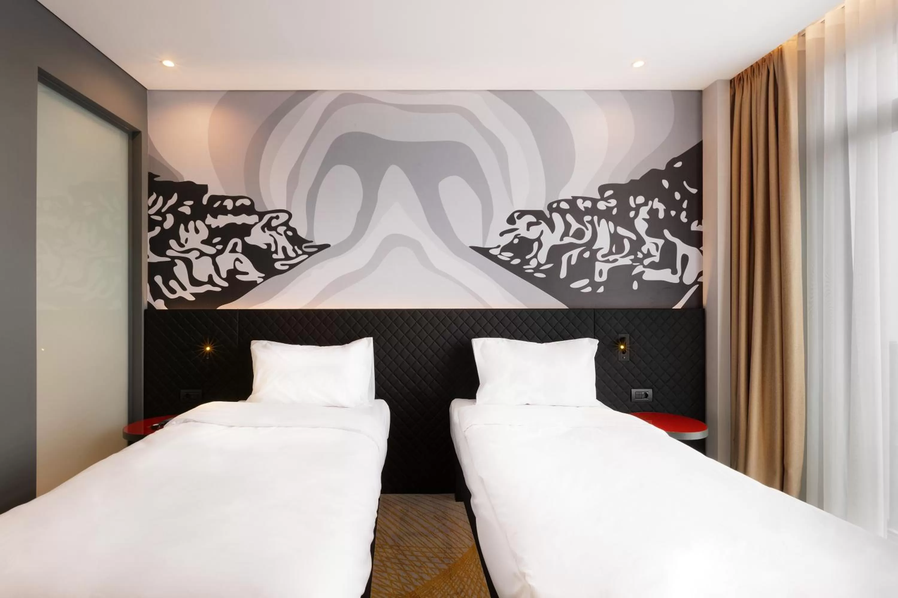 Bed in ibis Styles Istanbul Merter