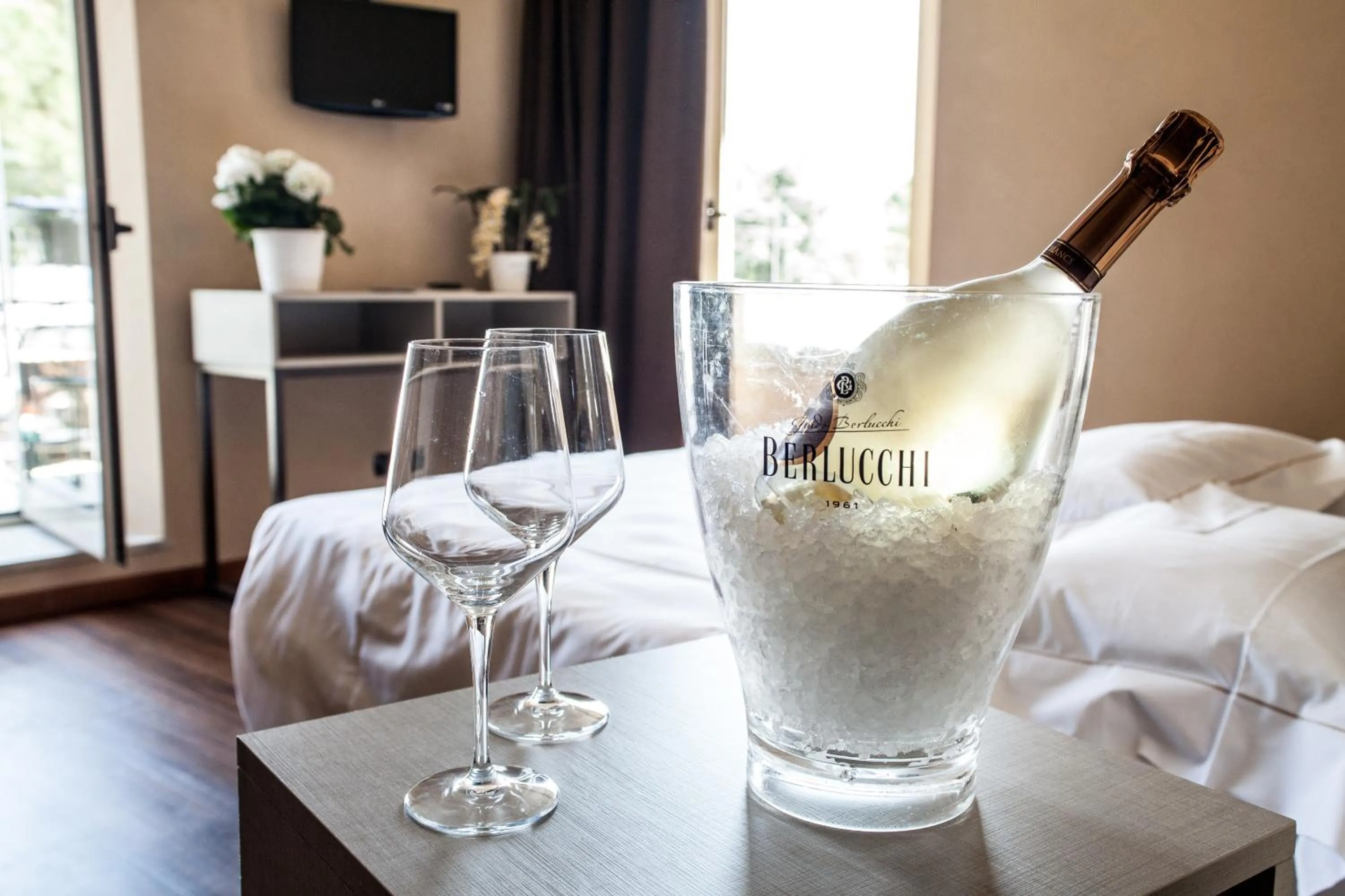 Alcoholic drinks in Hotel Tripoli