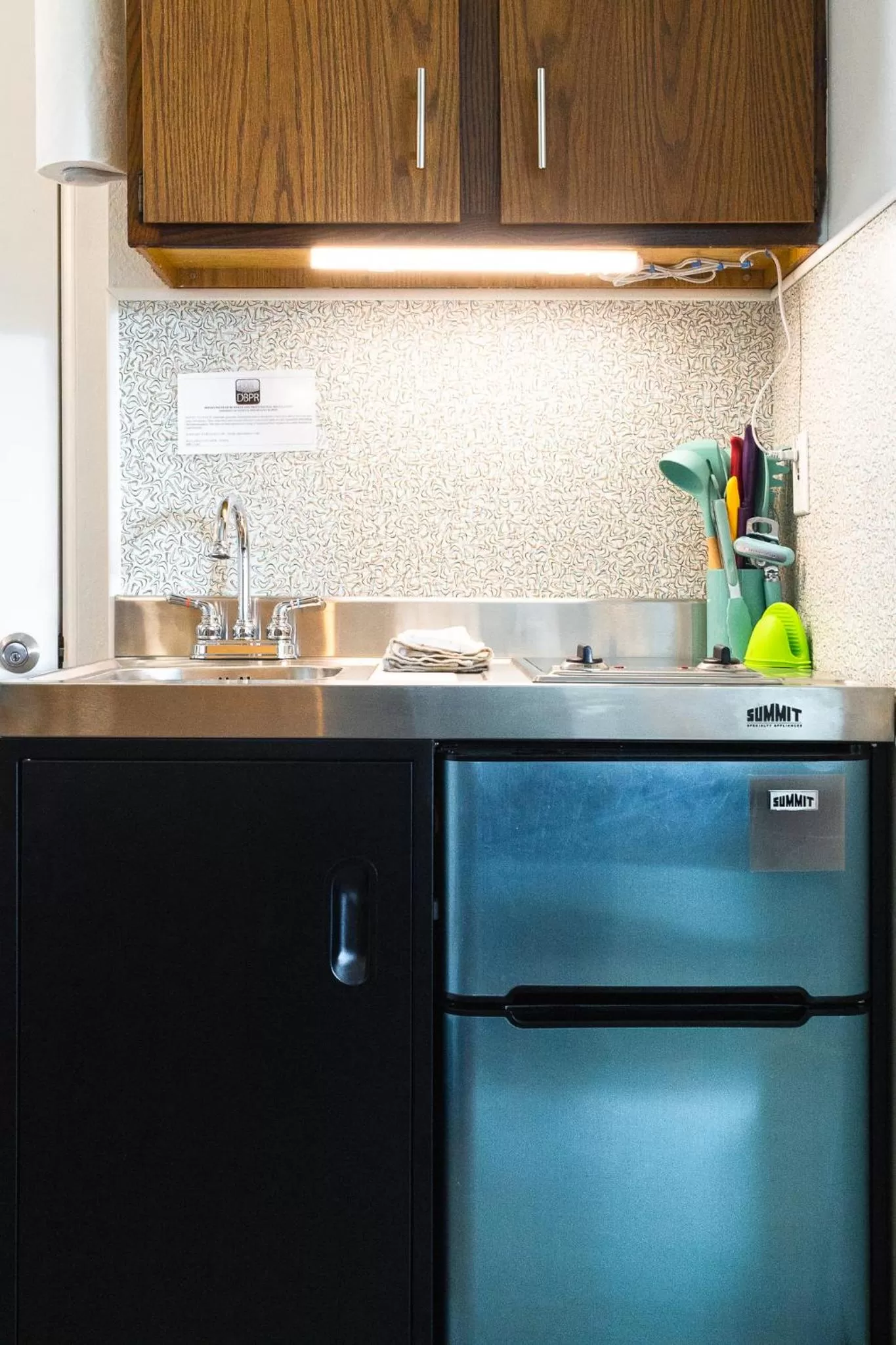 Kitchen or kitchenette, Kitchen/Kitchenette in Sea Jay Motel and Marina