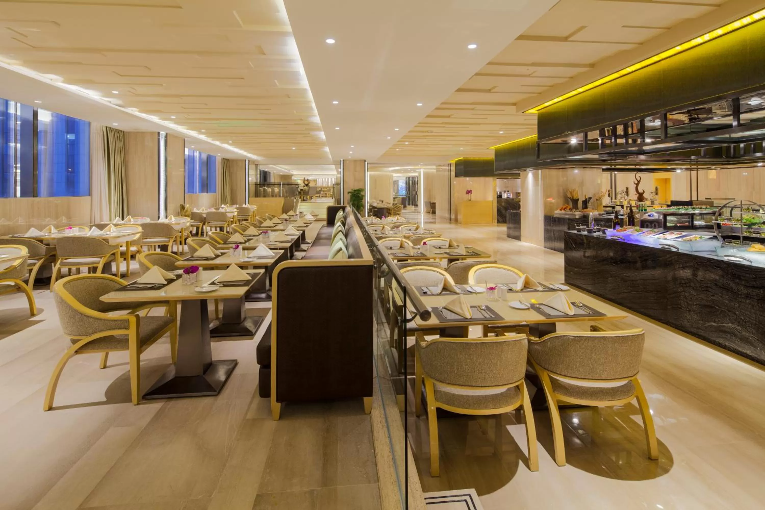 Breakfast in Crowne Plaza Tianjin Meijiangnan by IHG