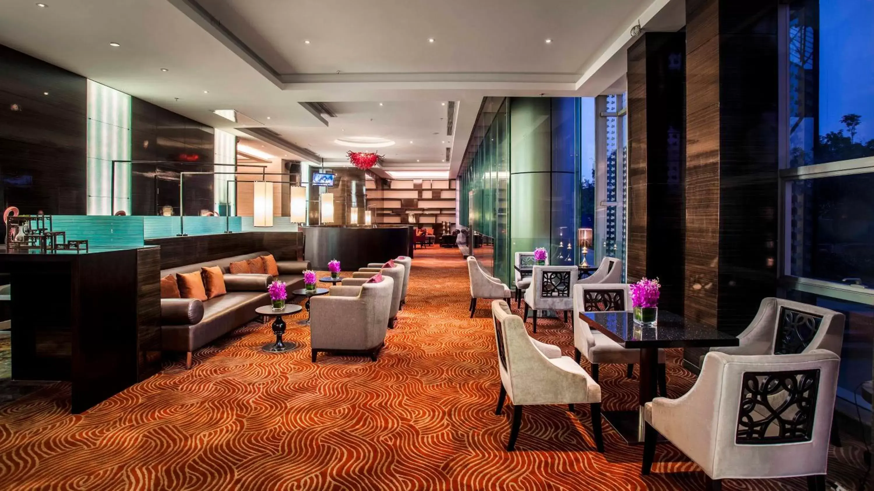 Property building, Restaurant/Places to Eat in Holiday Inn Nanchang Riverside, an IHG Hotel