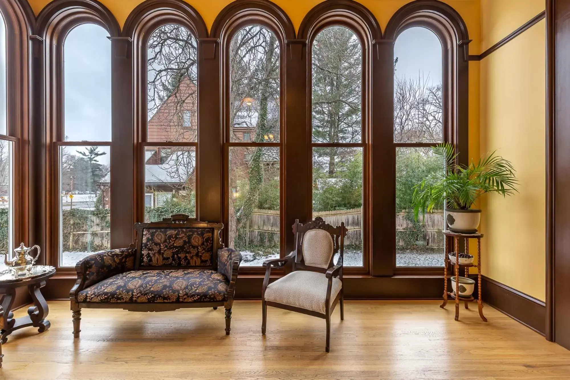 Seating Area in Steele Mansion Inn & Gathering Hub