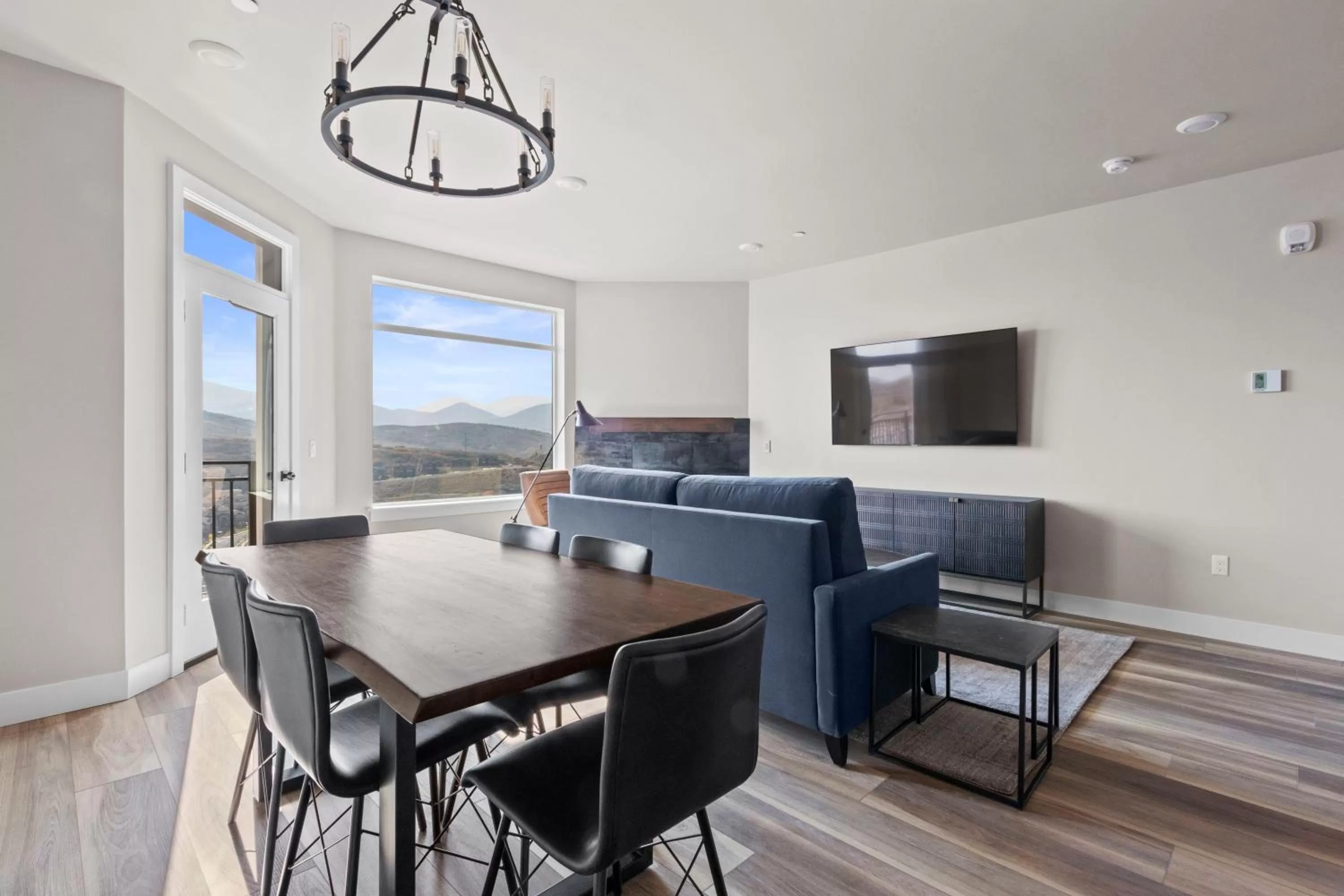 Living room in Black Rock Mountain Resort