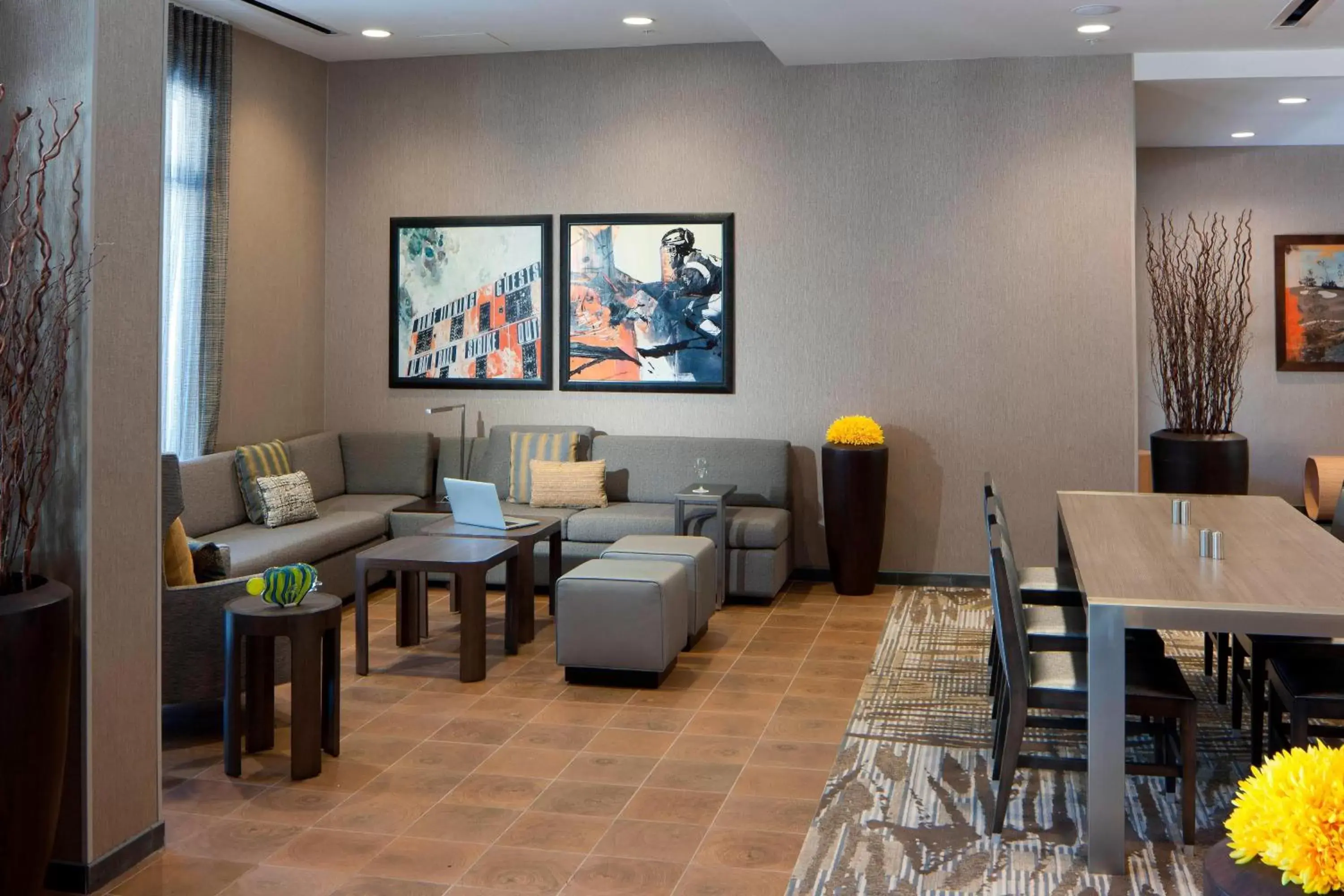Lobby or reception in Courtyard by Marriott Palm Beach Jupiter
