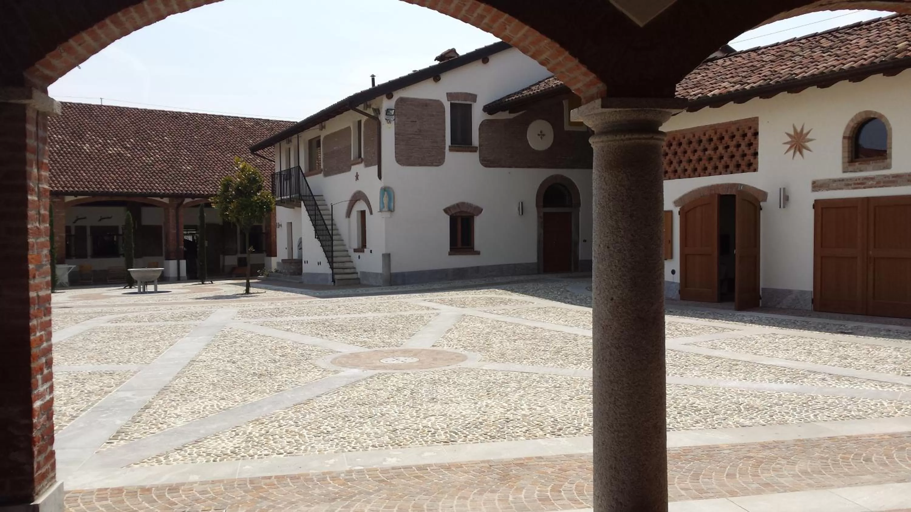 Property building in Hotel Sesmones