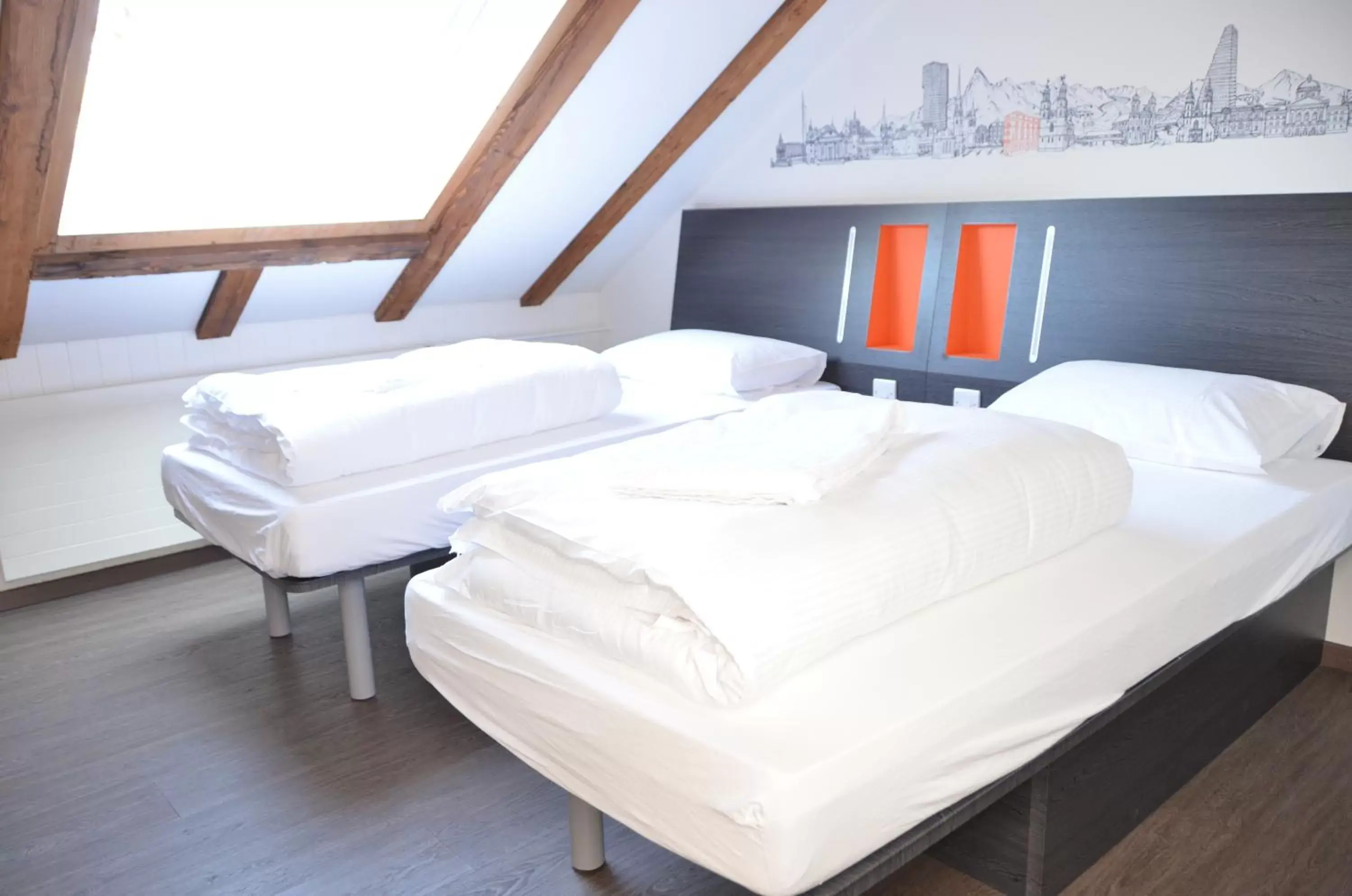 Bed in easyHotel Zürich West