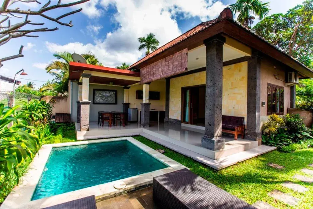 Swimming Pool in Villa Mandi Ubud