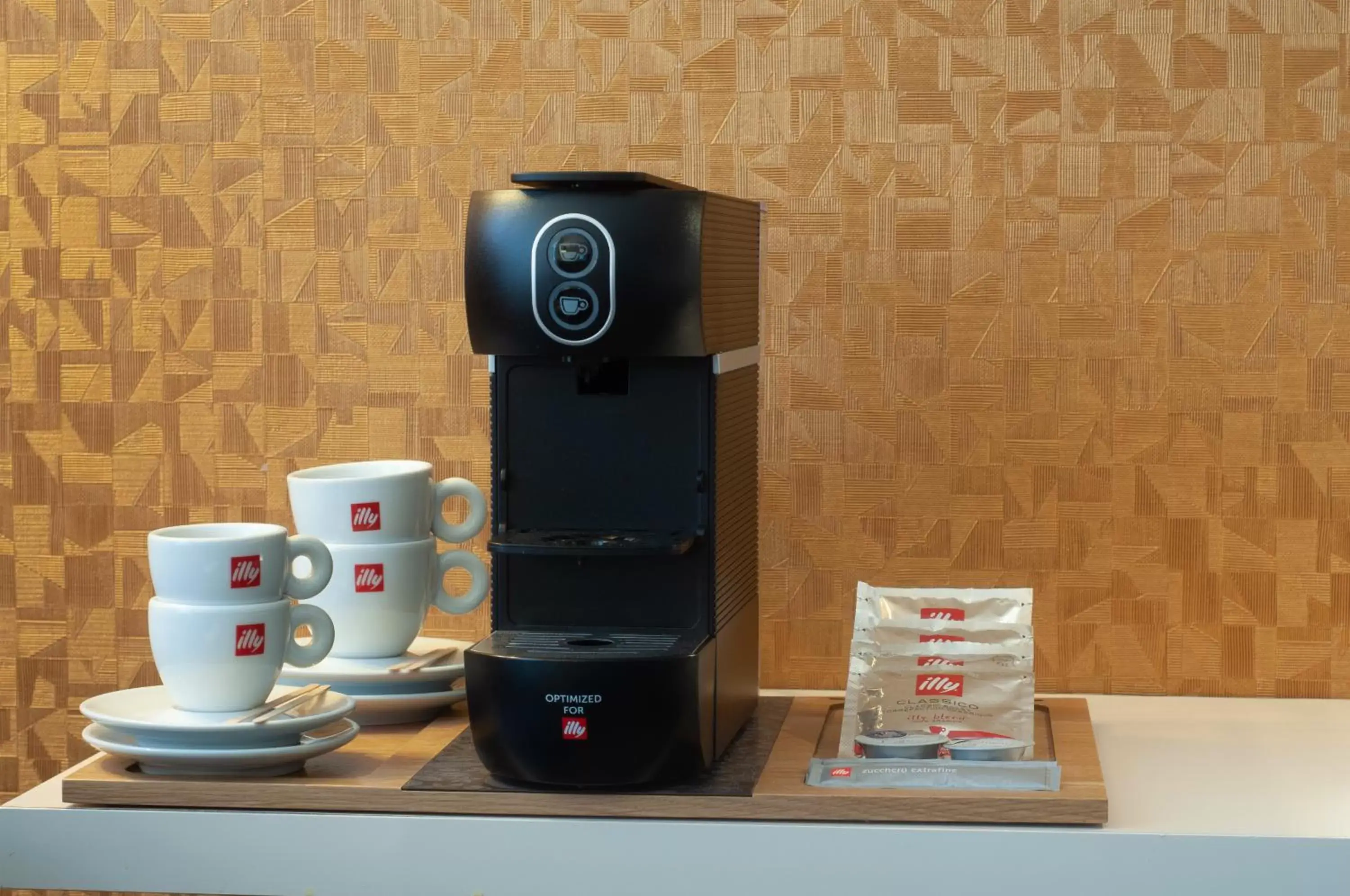 Coffee/tea facilities in Albus Hotel Amsterdam City Centre