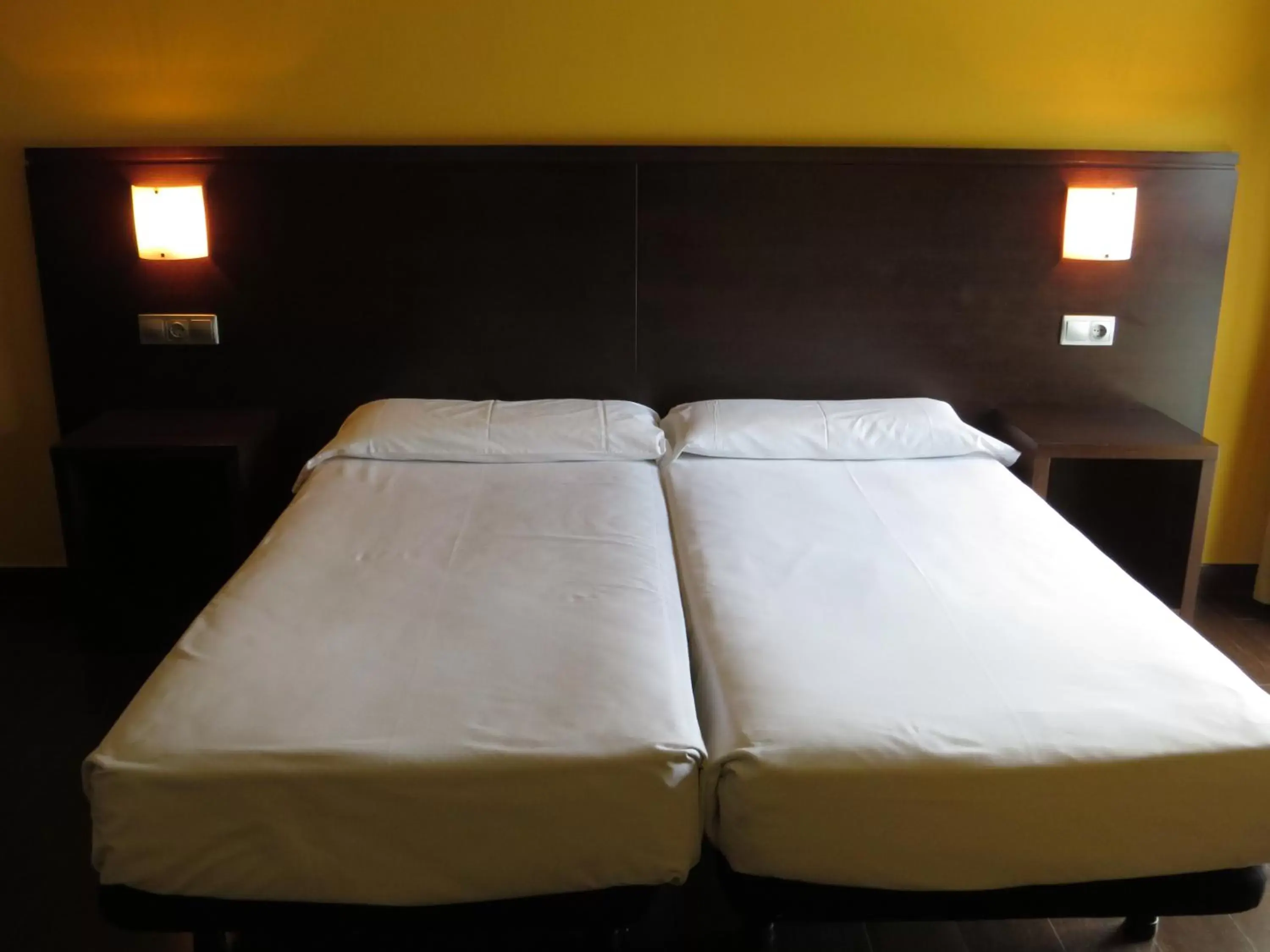 Bed in Euba Hotel