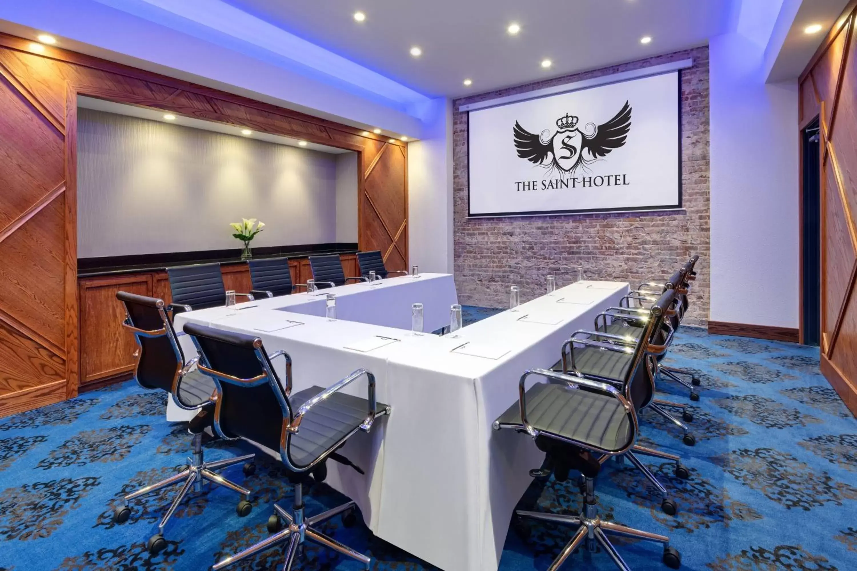 Meeting/conference room in The Saint Hotel, New Orleans, French Quarter, Autograph Collection