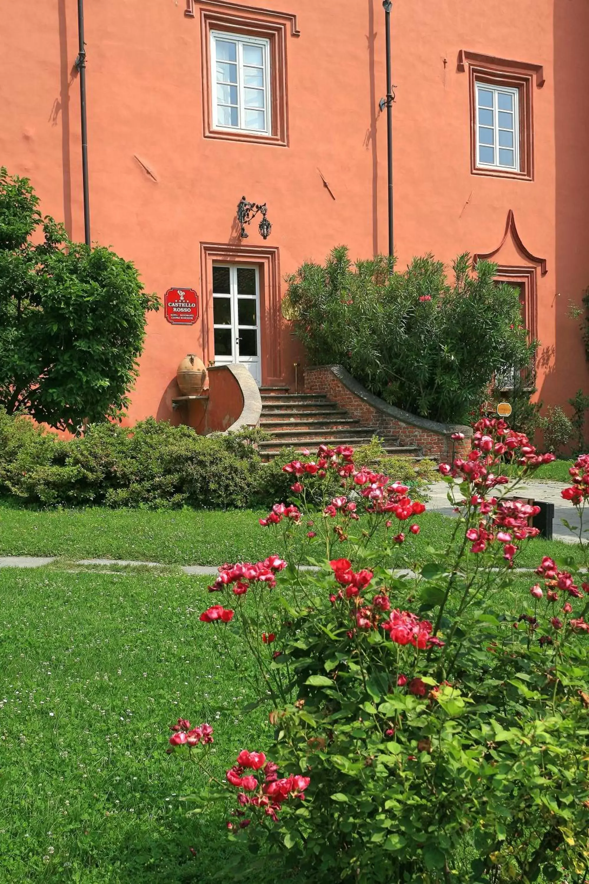 Property building, Garden in Castello Rosso