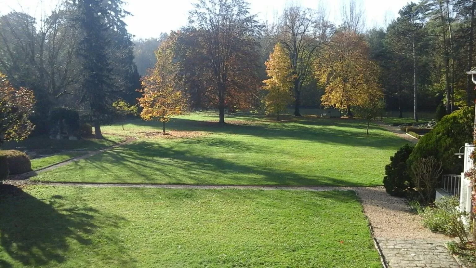 Chambre d'hôtes SOPHORA - Les Clés des Lys