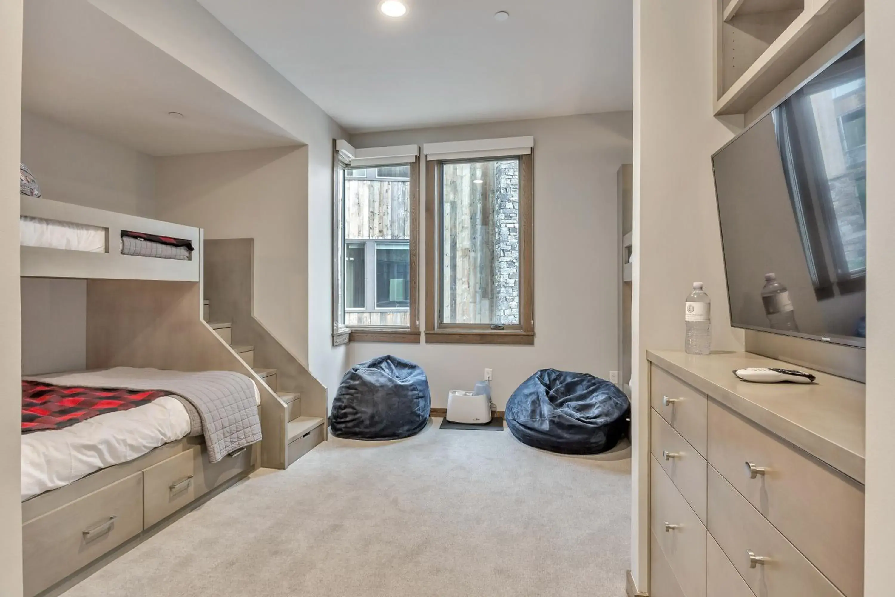 Bedroom in Stein Eriksen Residences