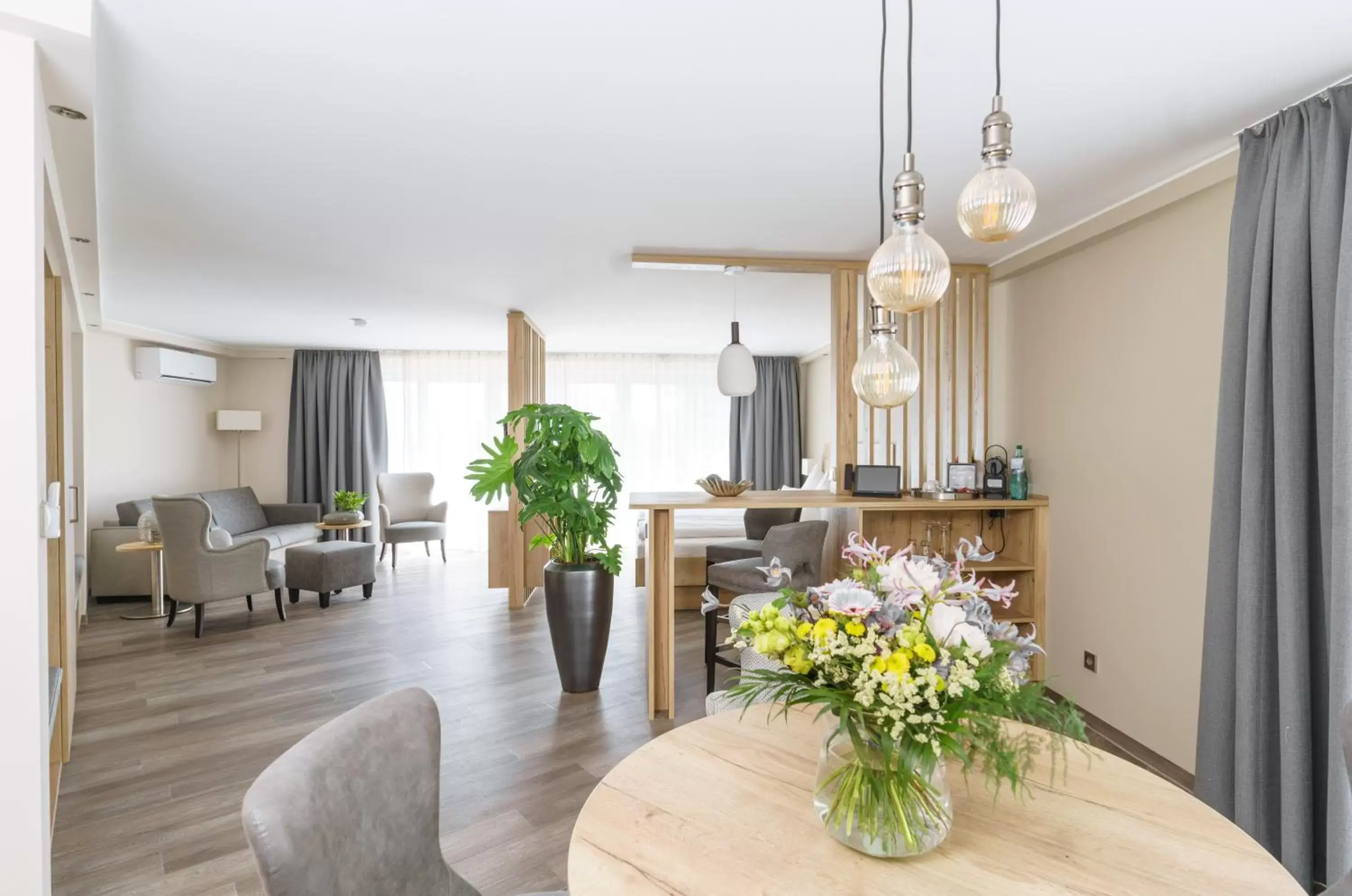 Dining Area in Hotel Forsthaus Grüna