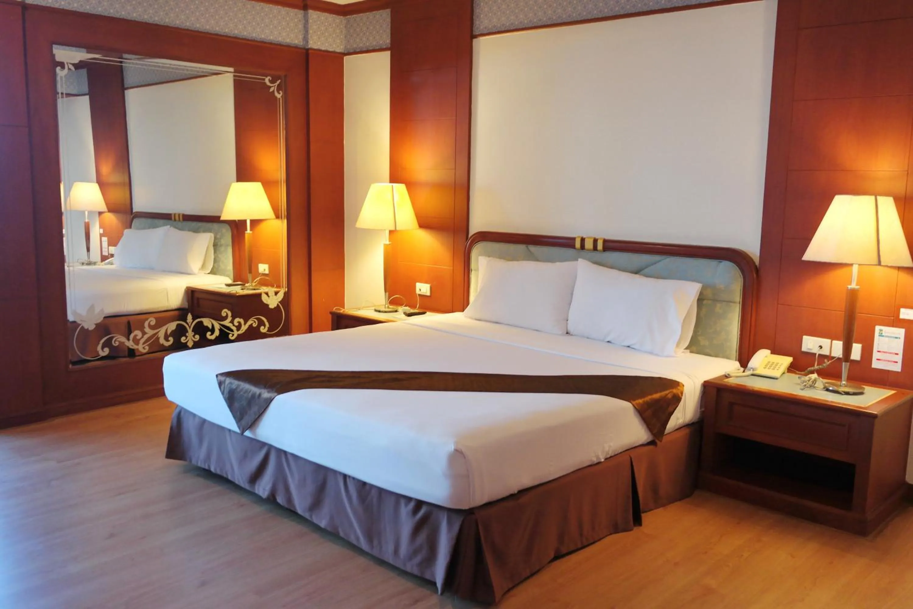 Bedroom in Grand Park Hotel