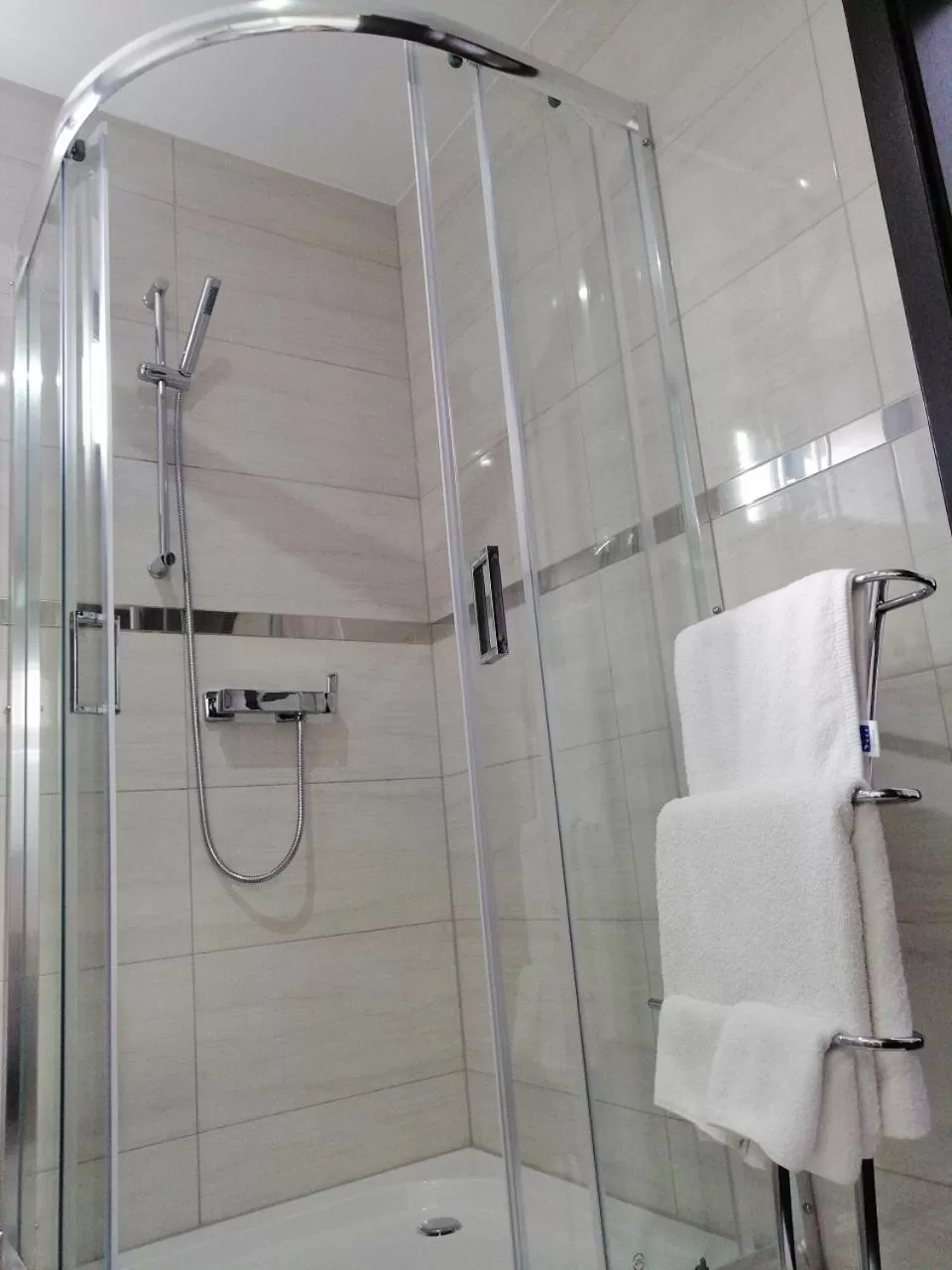 Shower, Bathroom in Pensjonat Sandomierski