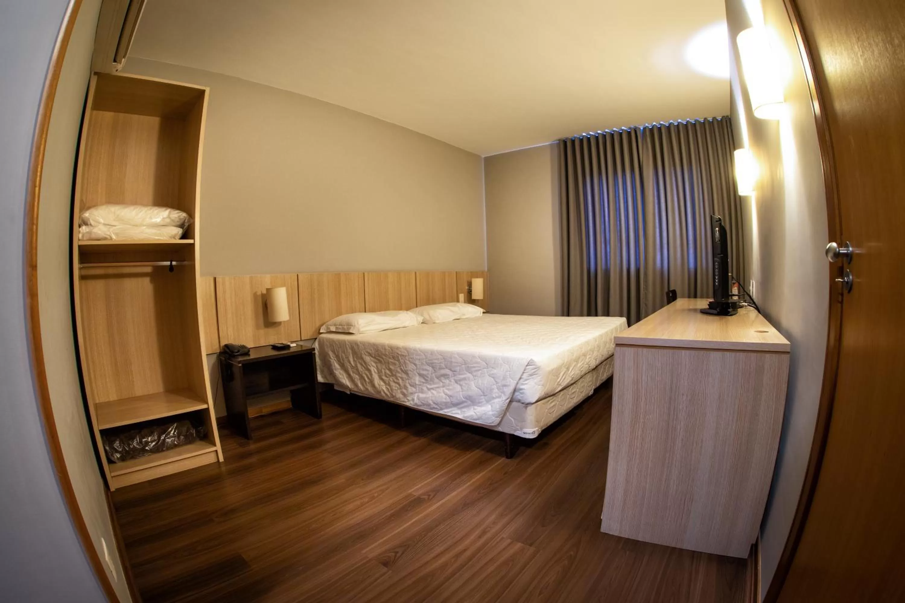 Bed in Hotel Campo Largo Express