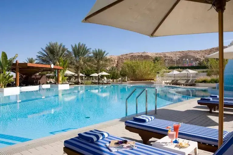 Swimming Pool in Mercure Grand Jebel Hafeet Hotel