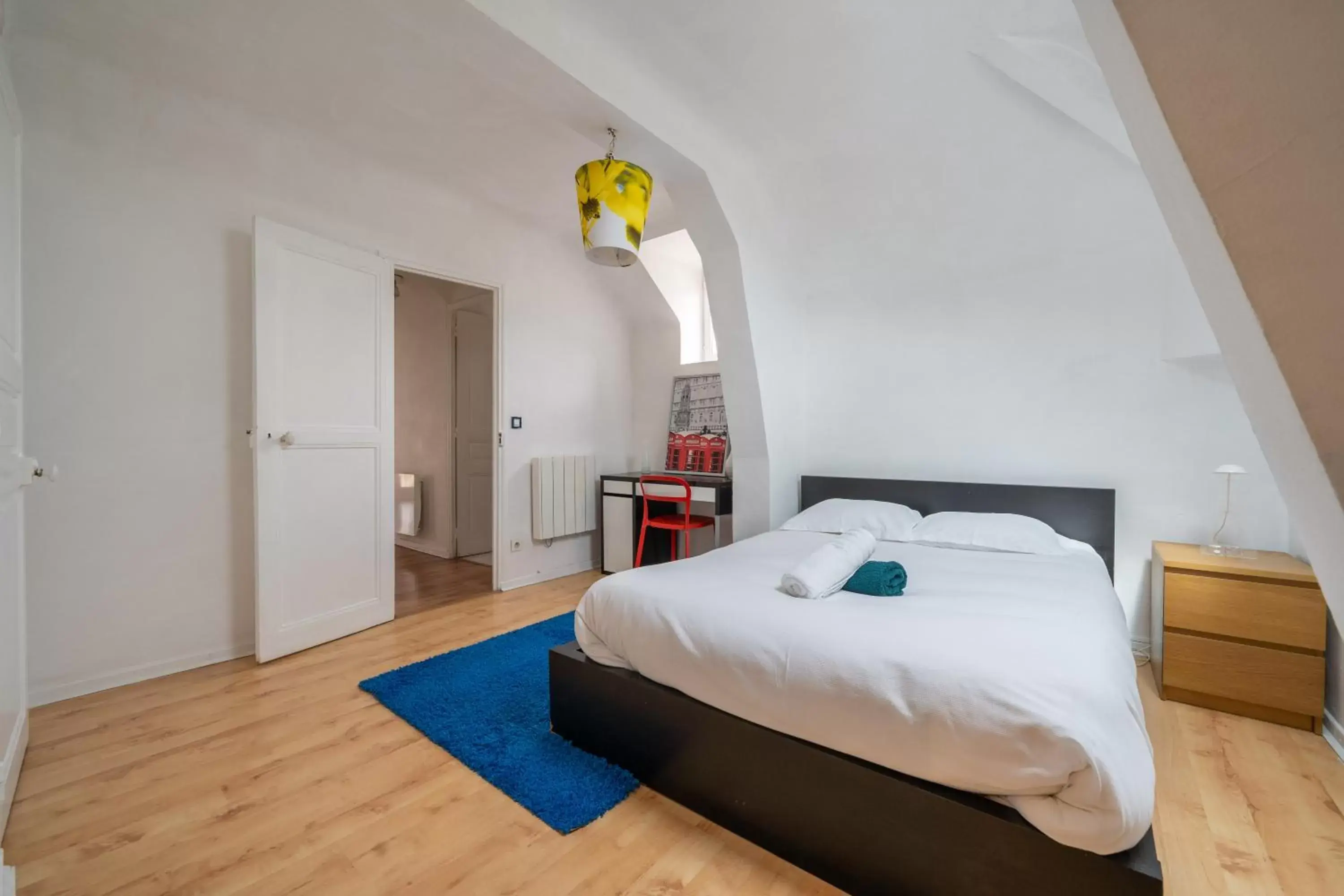 Bed in Gambetta Apartments