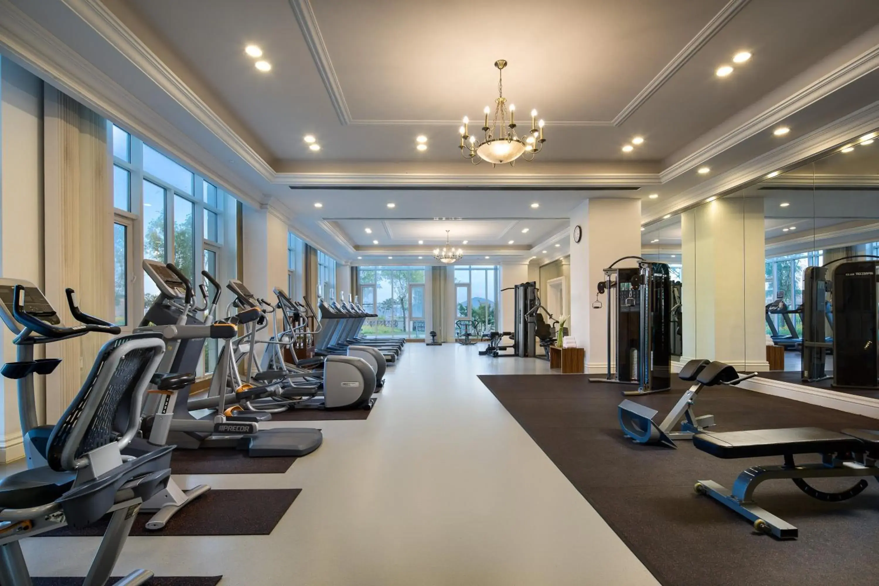 Fitness centre/facilities, Fitness Center/Facilities in Crowne Plaza Ocean Spring Resort, an IHG Hotel