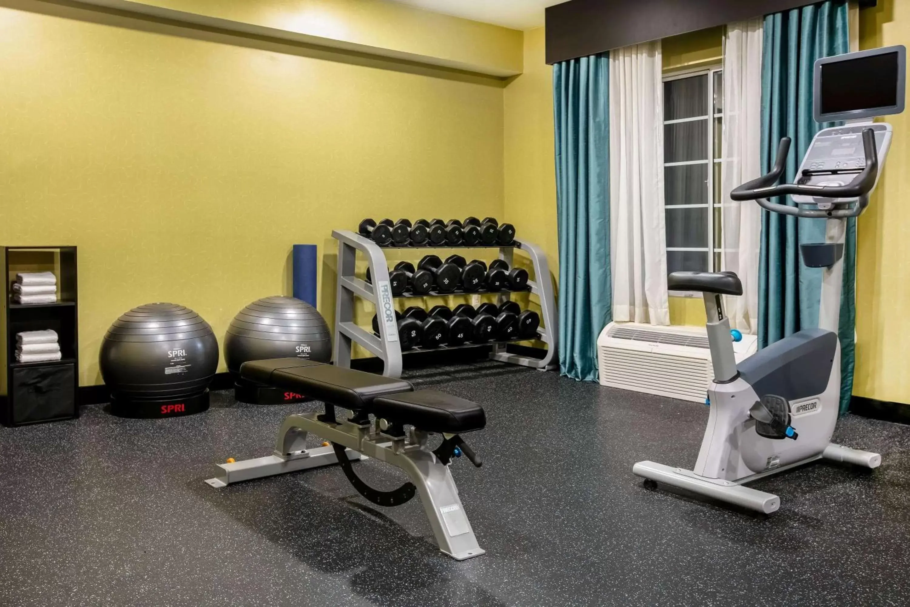 Fitness centre/facilities, Fitness Center/Facilities in Baymont Inn & Suites Braselton