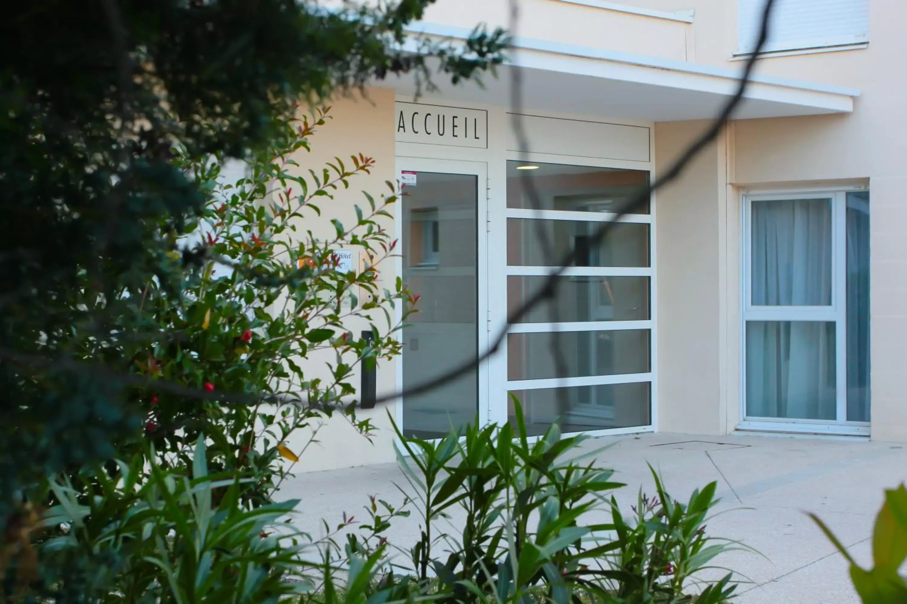 Facade/entrance in KOSY Appart'Hôtels - Campus Del Sol Esplanade