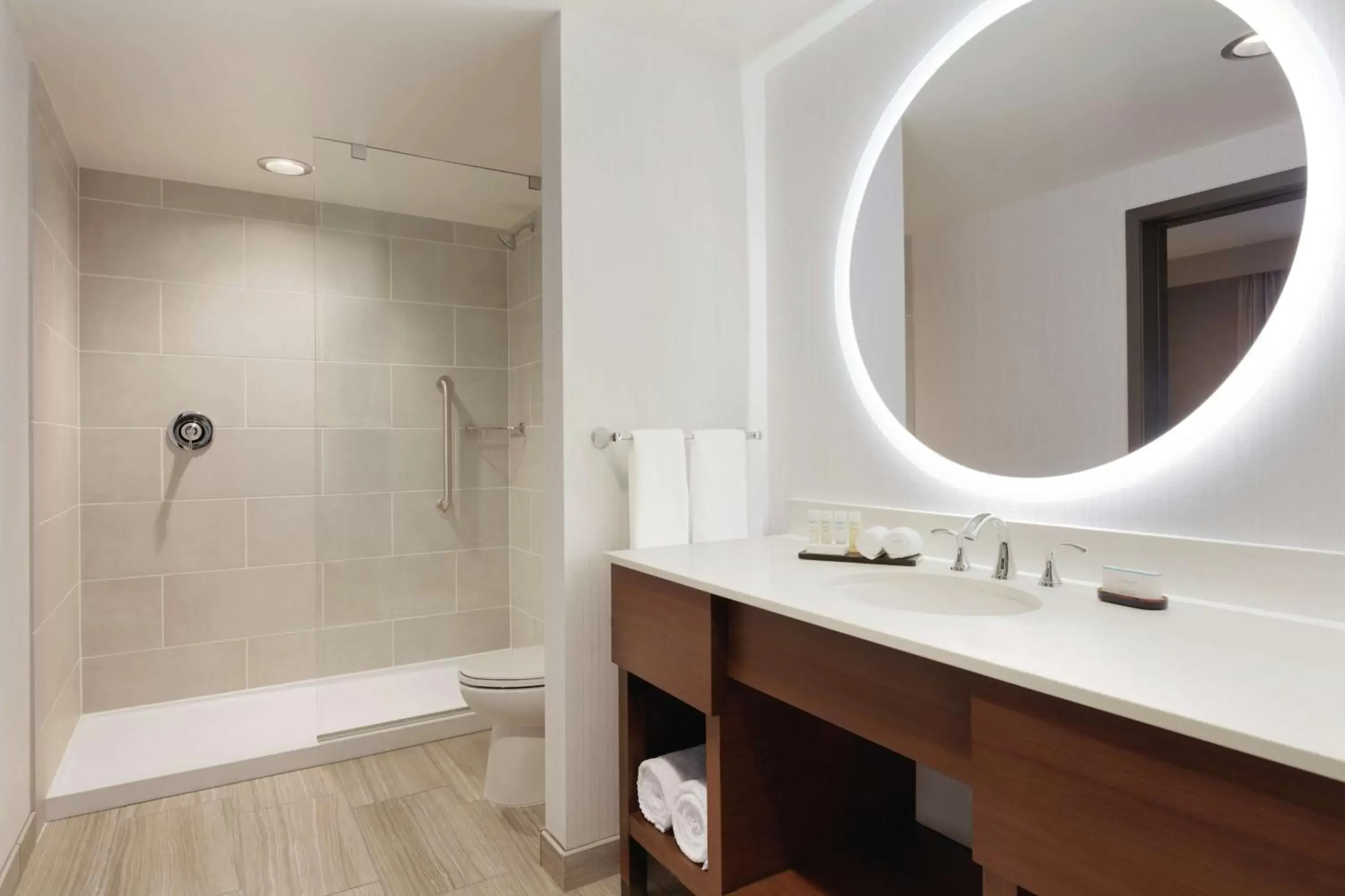 Bathroom in Embassy Suites By Hilton South Jordan Salt Lake City Bathroom in Embassy Suites By Hilton South Jordan Salt Lake City