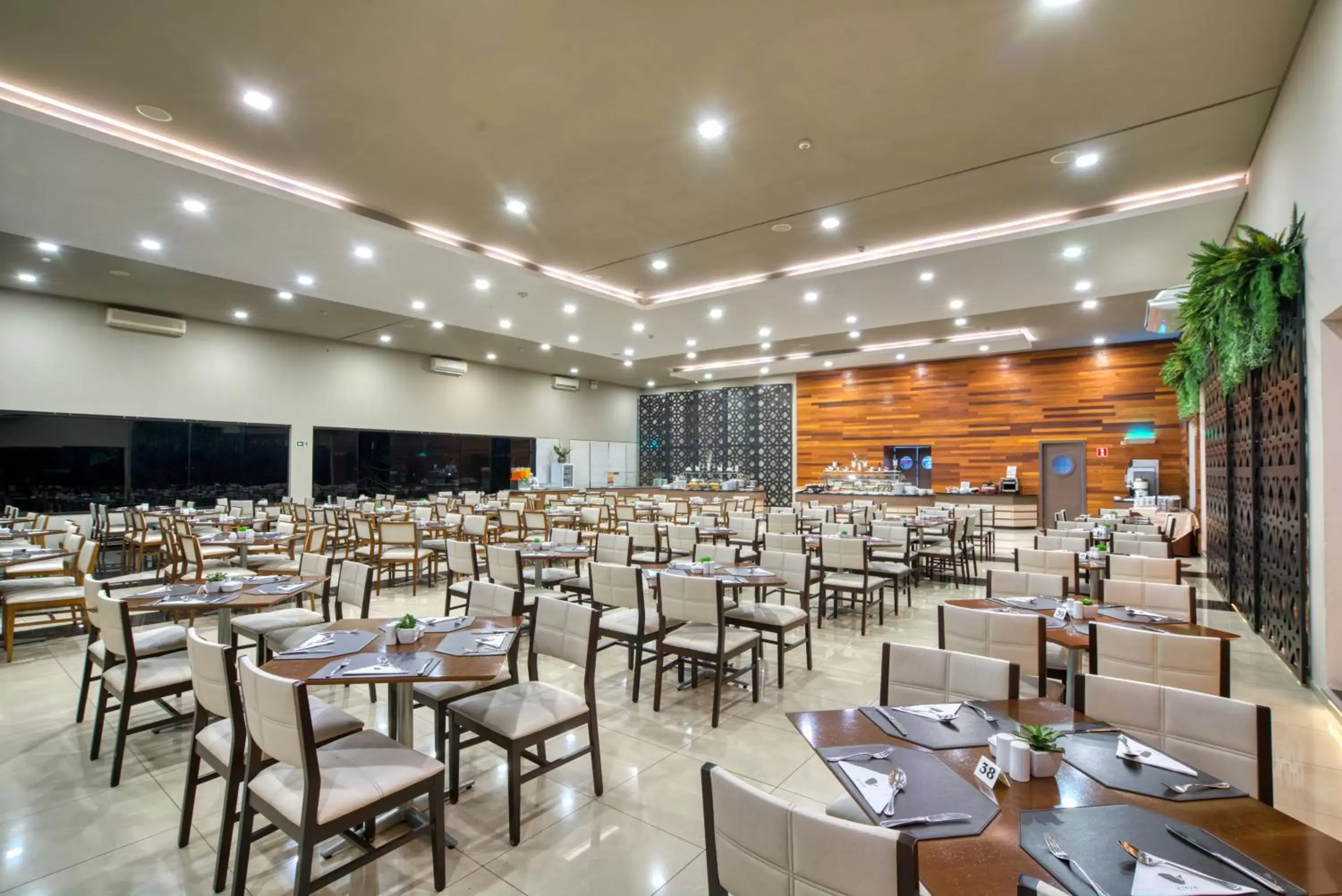 Restaurant/places to eat in Viale Cataratas Hotel & Eventos Restaurant/places to eat in Viale Cataratas Hotel & Eventos