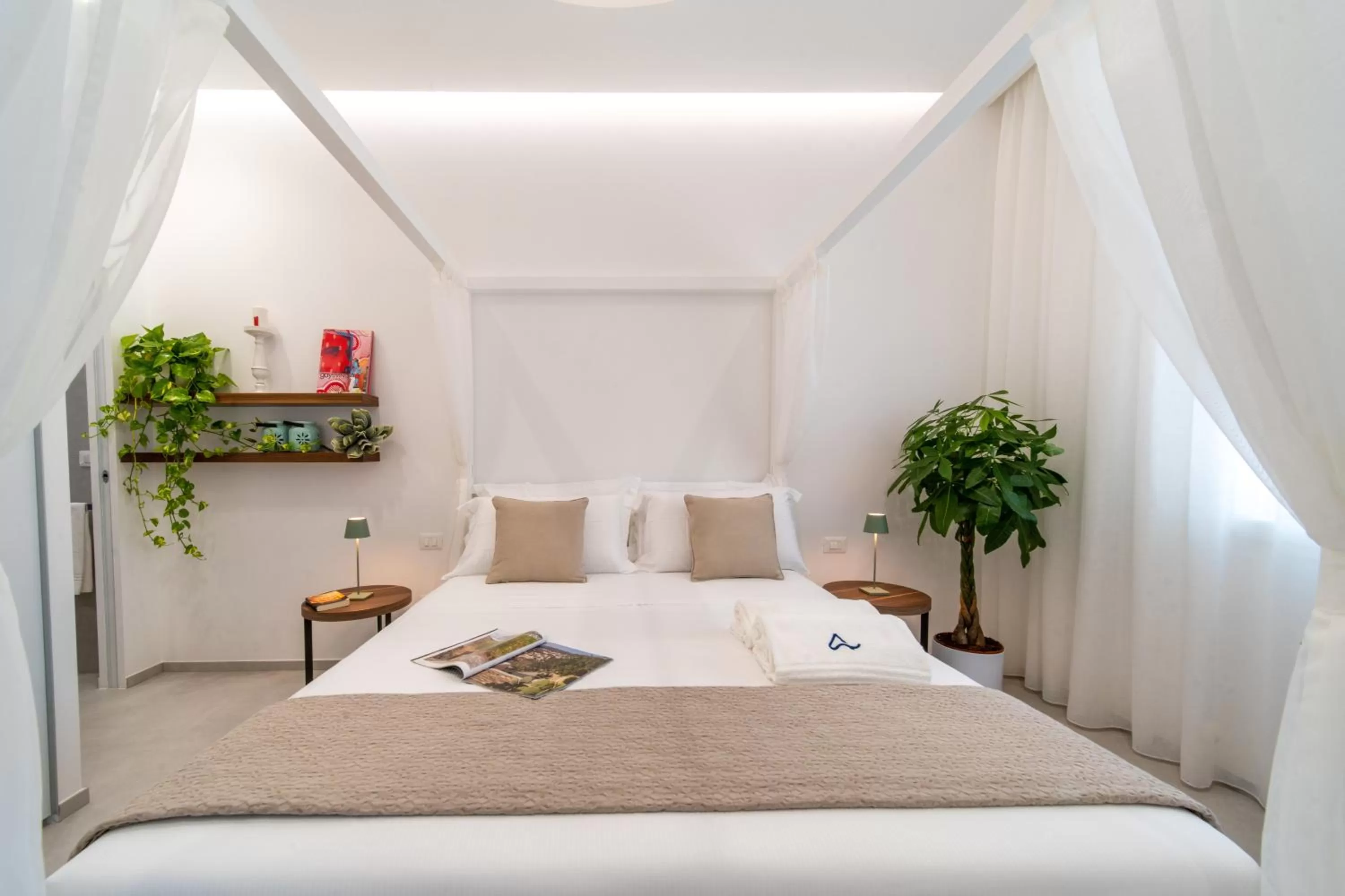 Bed in Daline Holiday Rooms