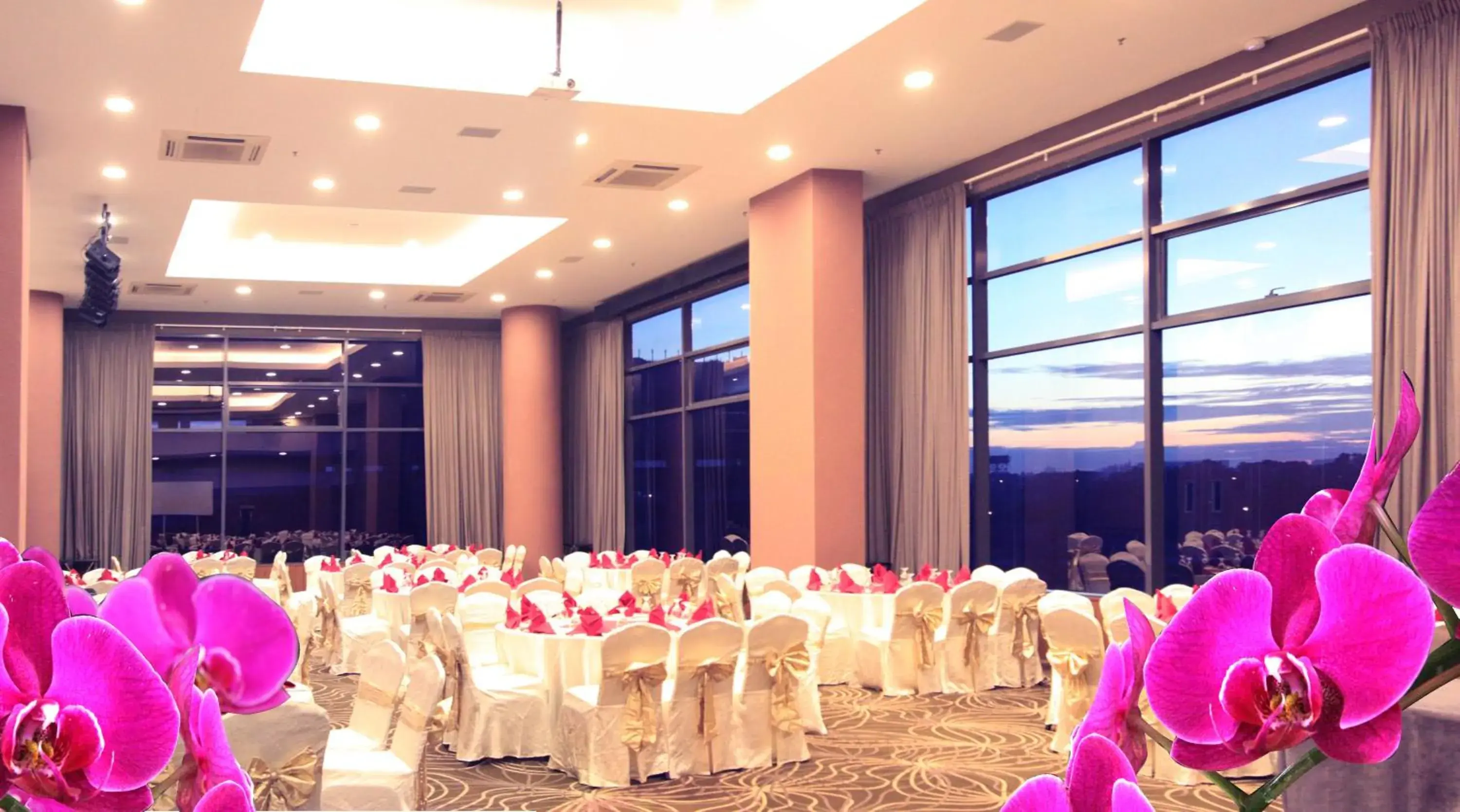 Business facilities, Banquet Facilities in Acappella Suite Hotel, Shah Alam