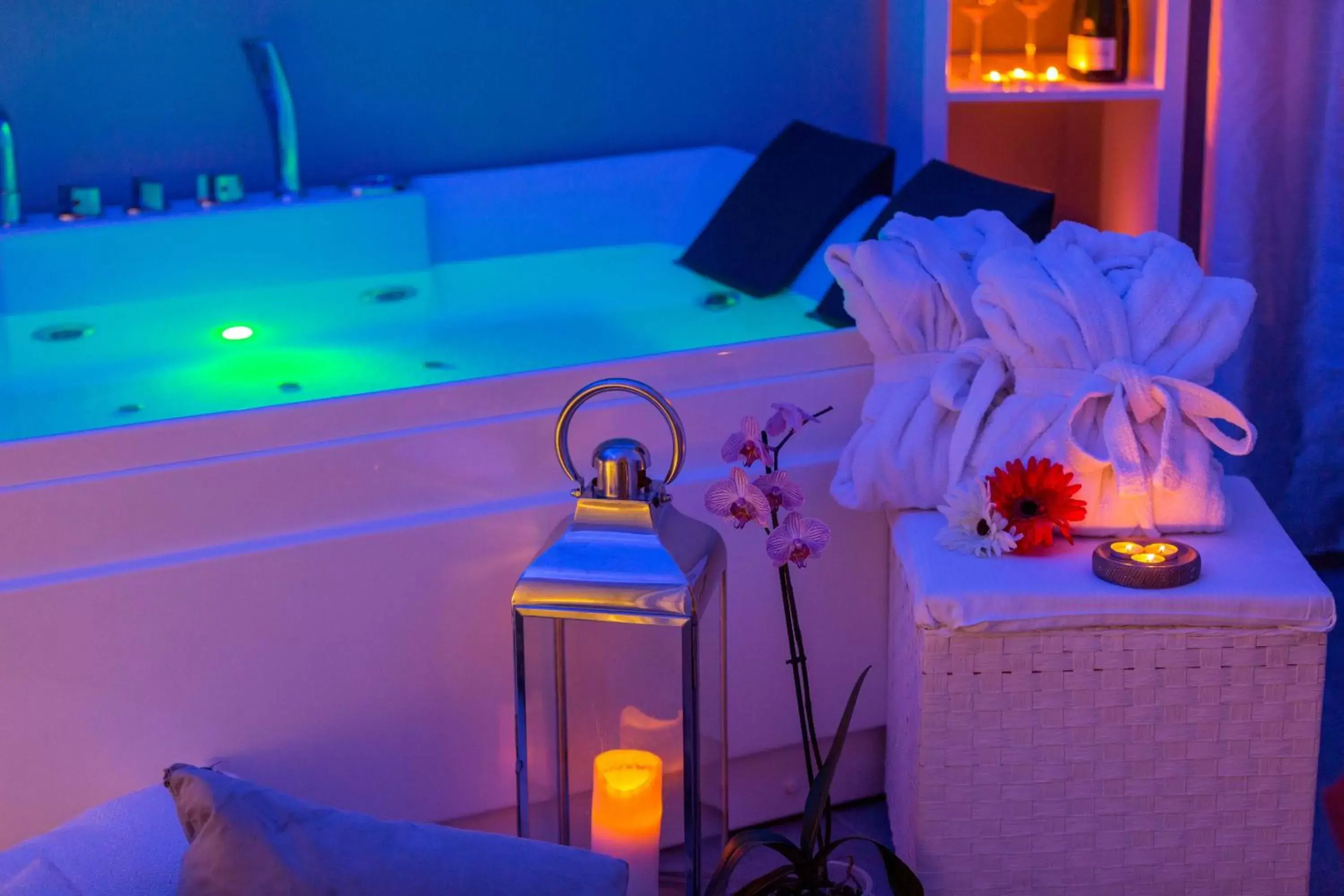 Hot Tub in Palazzo Bruca Catania Hot Tub in Palazzo Bruca Catania