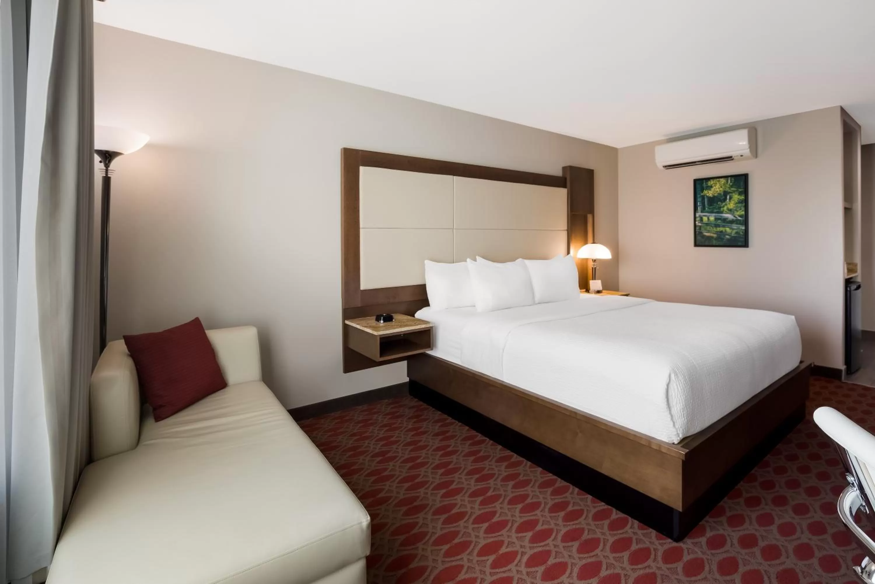 Bedroom, Bed in Hotel 11, MOD A Sonesta Collection