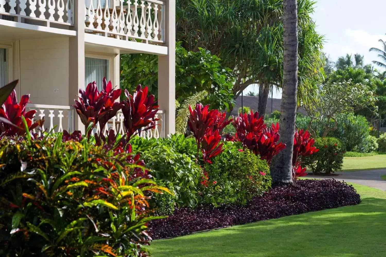 Property building, Garden in Aston Islander On The Beach