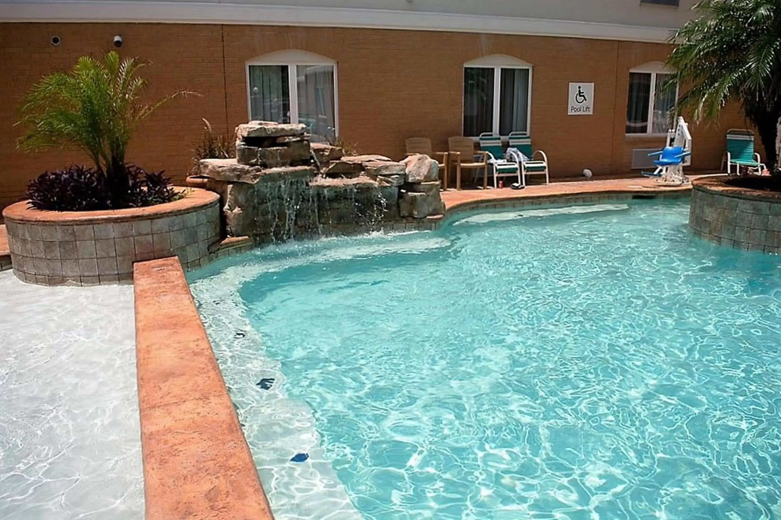 Swimming Pool in Holiday Inn Express Hotel and Suites Port Aransas/Beach Area, an IHG Hotel