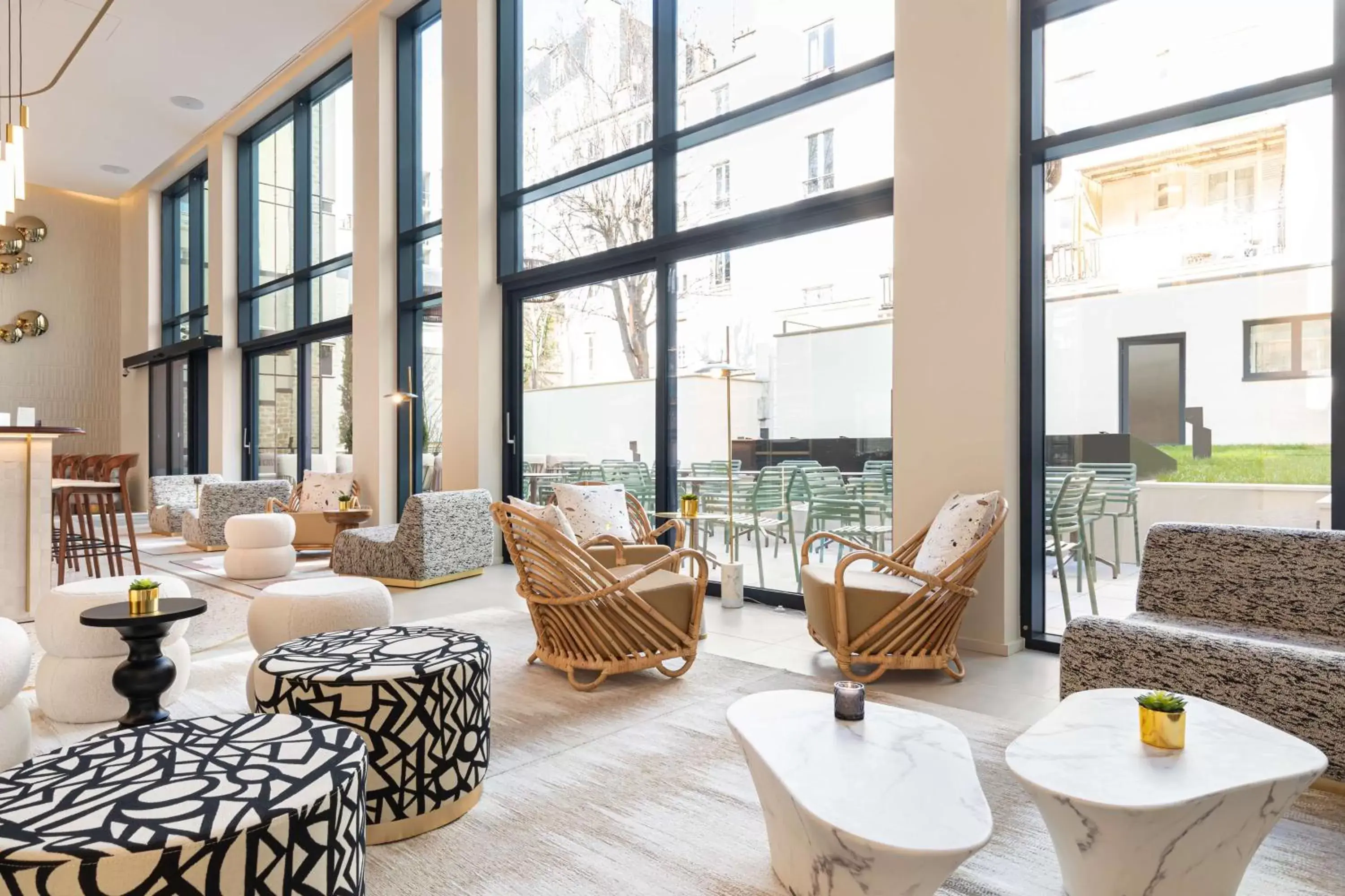 Lobby or reception, Restaurant/Places to Eat in Hotel Yac Paris Clichy, a member of Radisson Individuals
