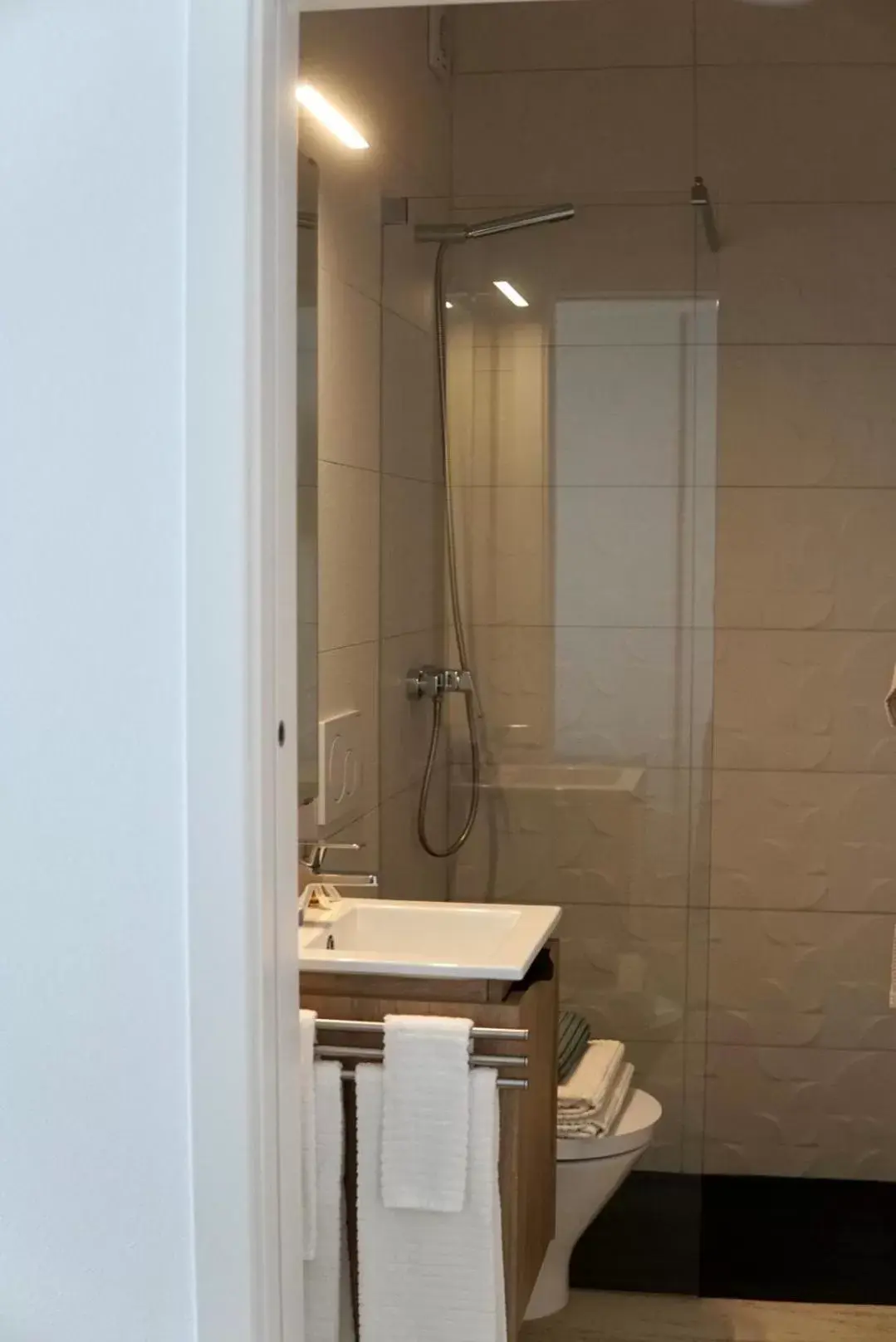 Shower, Bathroom in A Casa de Cima - Cacela Velha