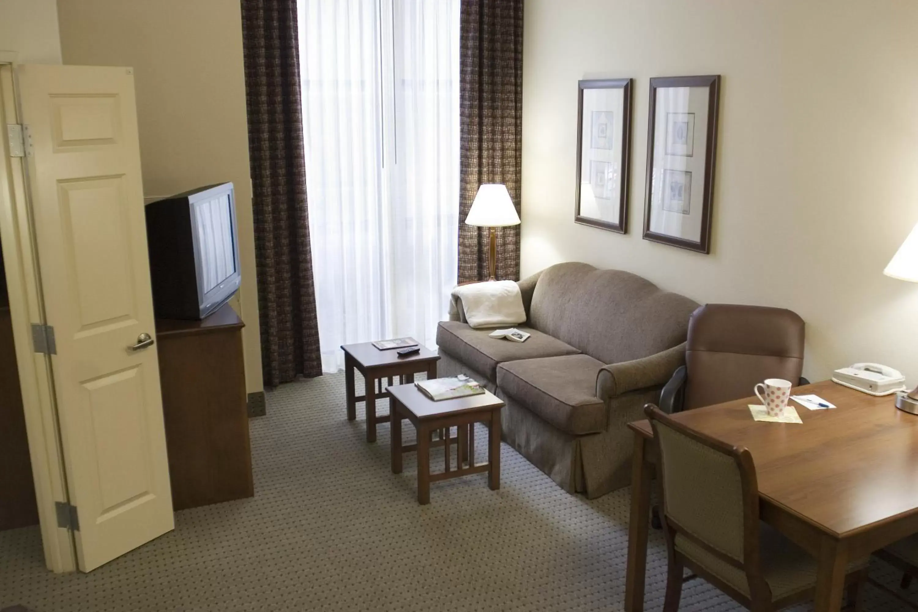 Other, Seating Area in Staybridge Suites Memphis-Poplar Ave East, an IHG Hotel